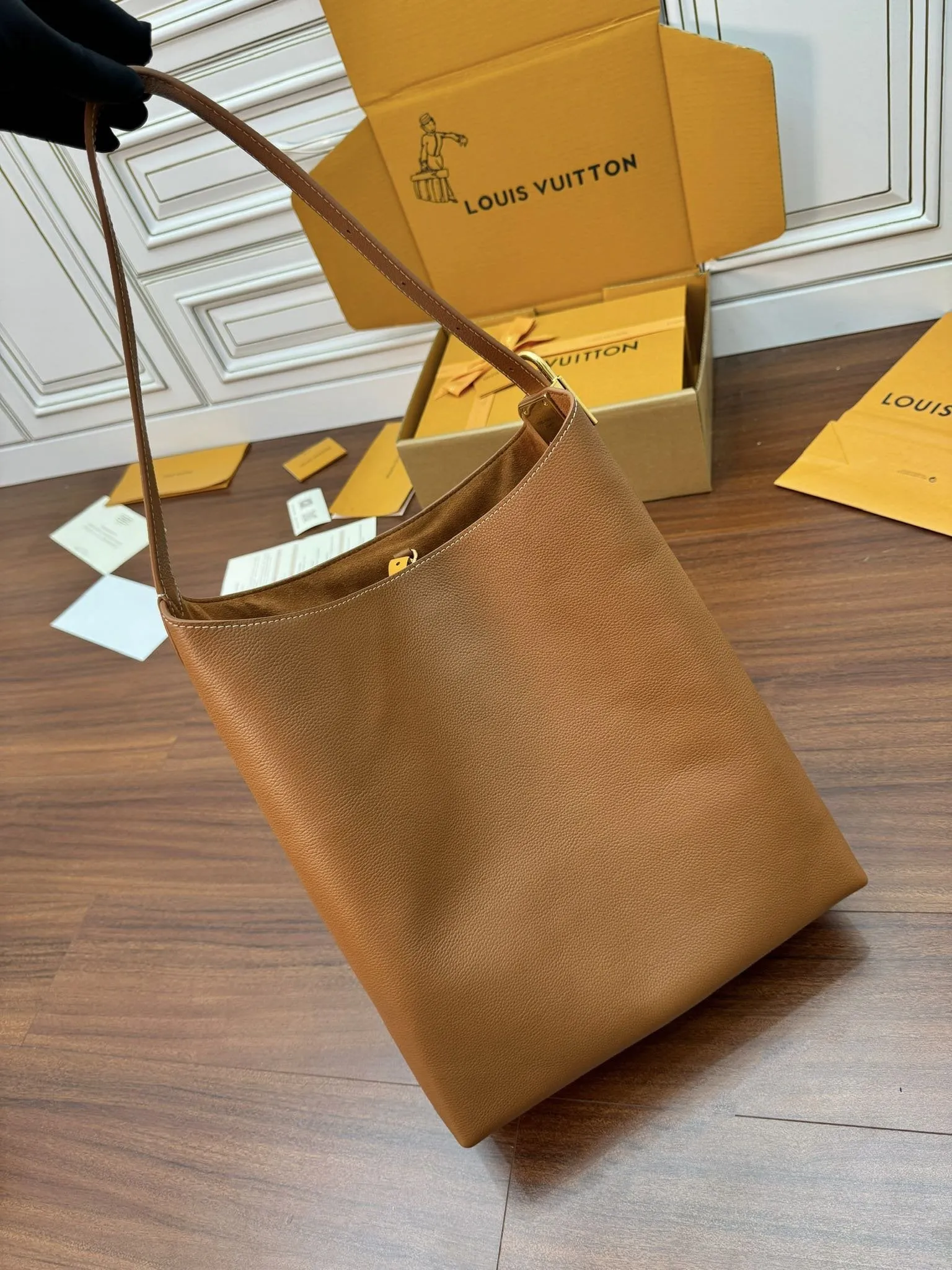 31CM BROWN CALFSKIN LOW Reliable service HOBO Deal of the hour MM Louis Vuitton KEY