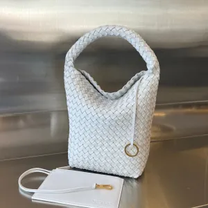 35 BUCKET CABAT LAMBSKIN Bottega Expert advice IN WHITE Fully equipped Veneta