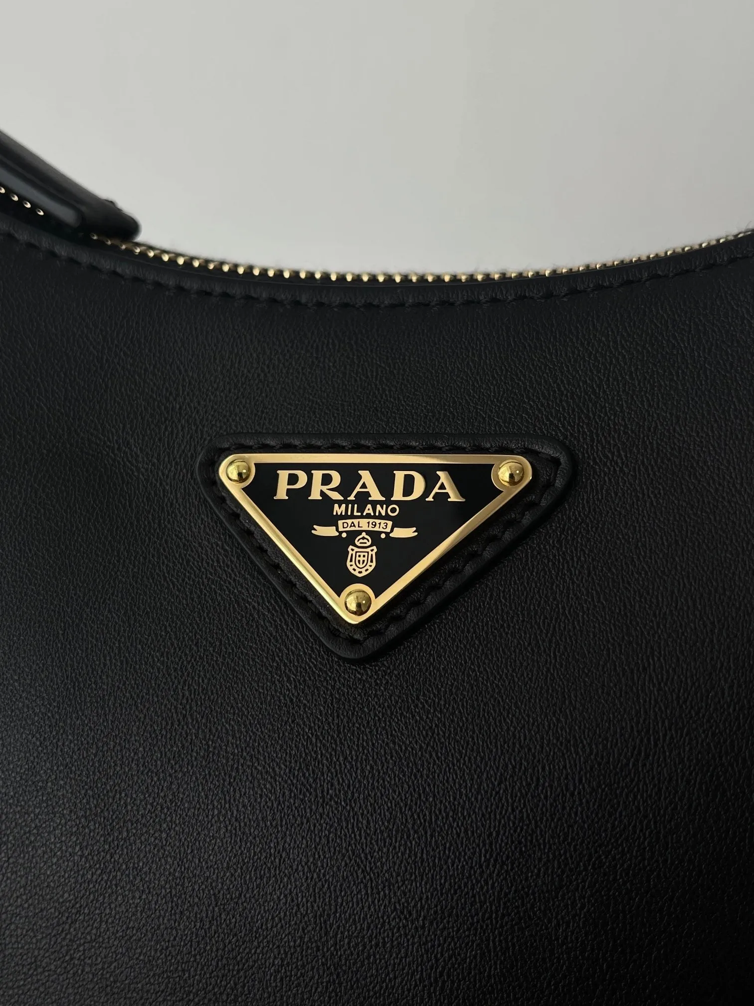 ARQUÉ LEATHER BAG Fast delivery SHOULDER IN Best seller PRADA BLACK 22