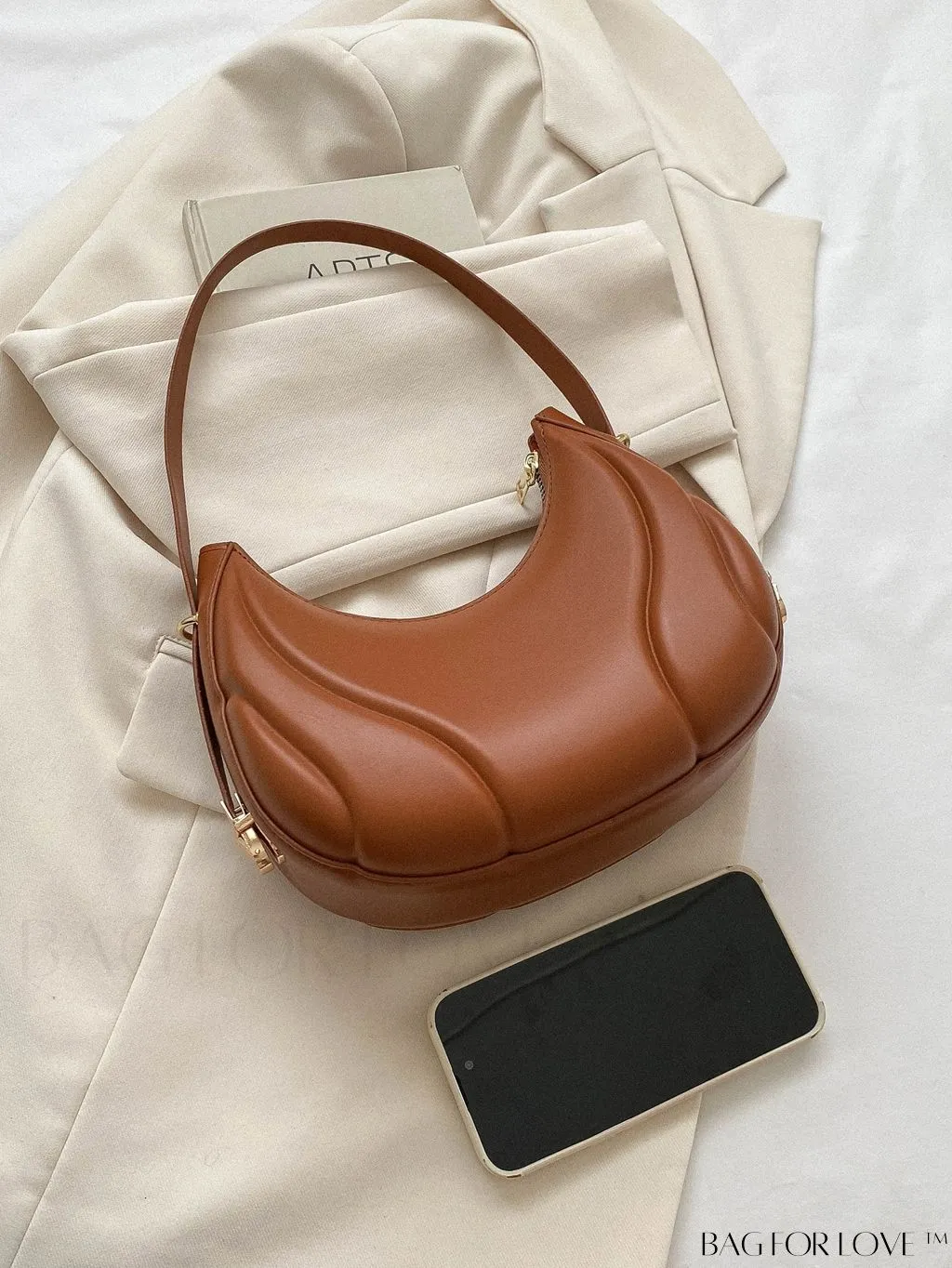 BagForLove - Compact Zippered Shoulder Bag with Embossed PU Material - Minimalist Design