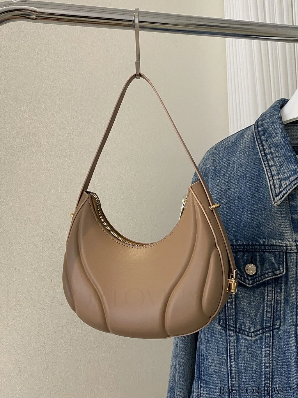 BagForLove - Compact Zippered Shoulder Bag with Embossed PU Material - Minimalist Design