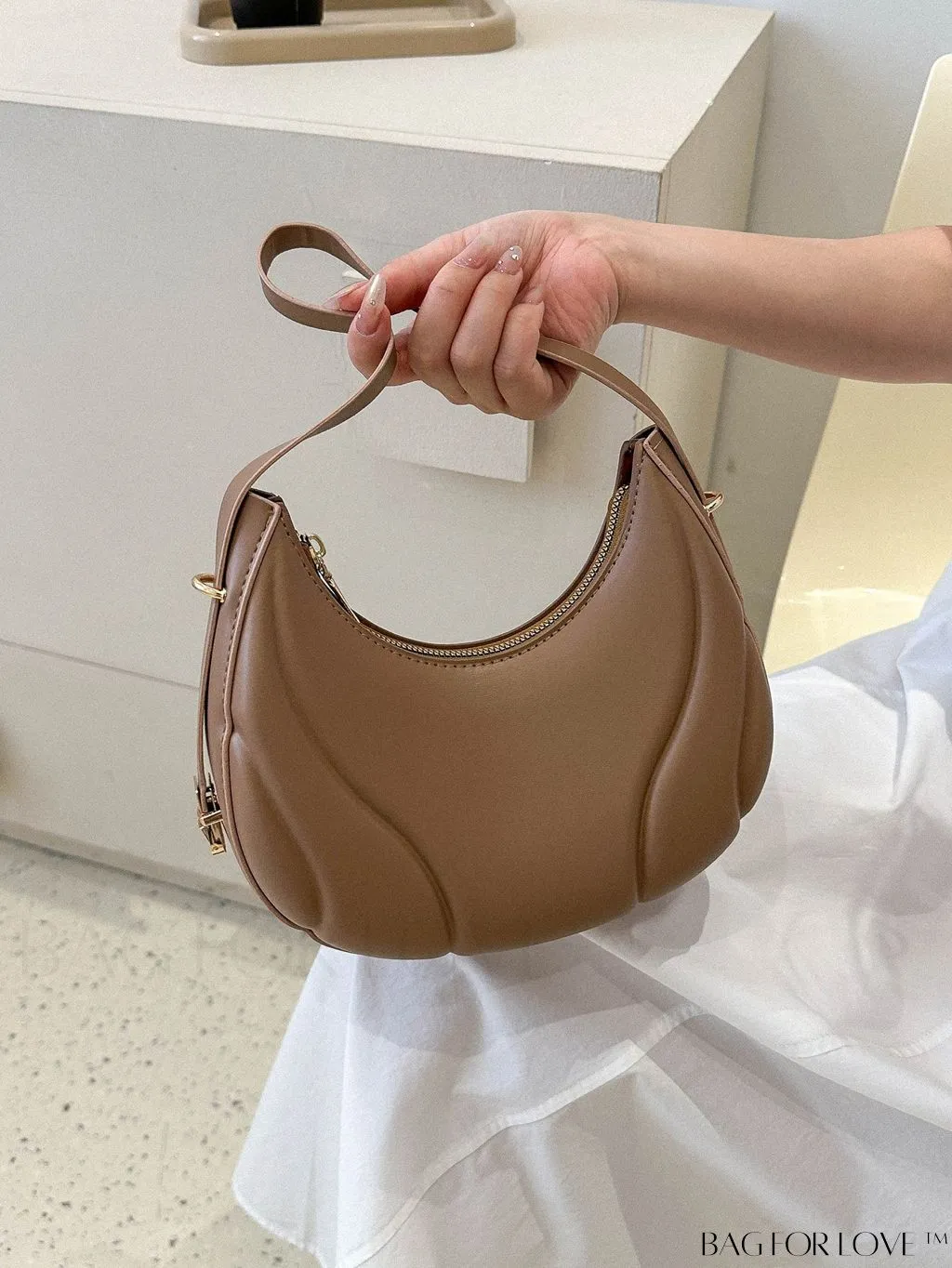 BagForLove - Compact Zippered Shoulder Bag with Embossed PU Material - Minimalist Design