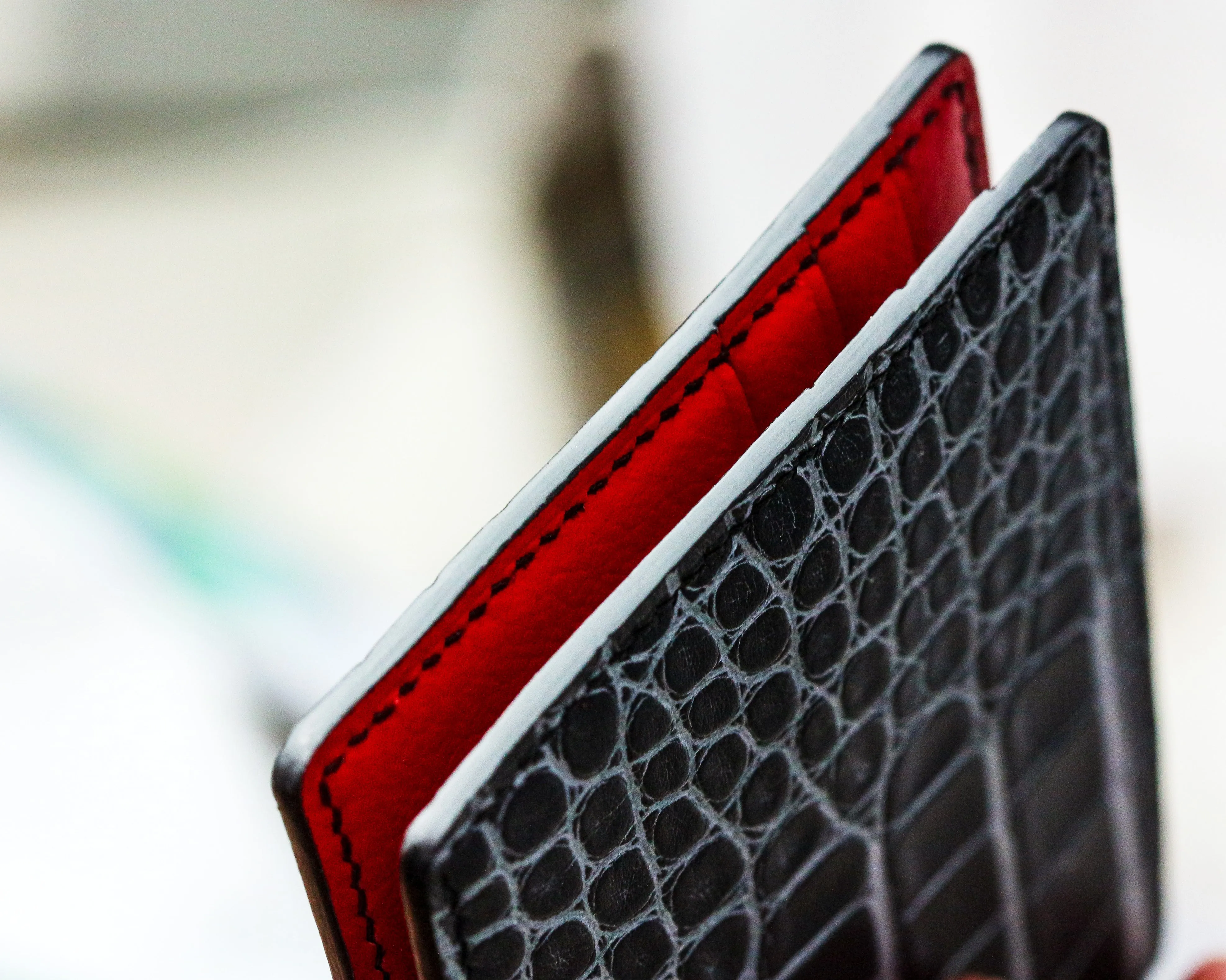 Bespoke Money Clip in Black Silver Alligator