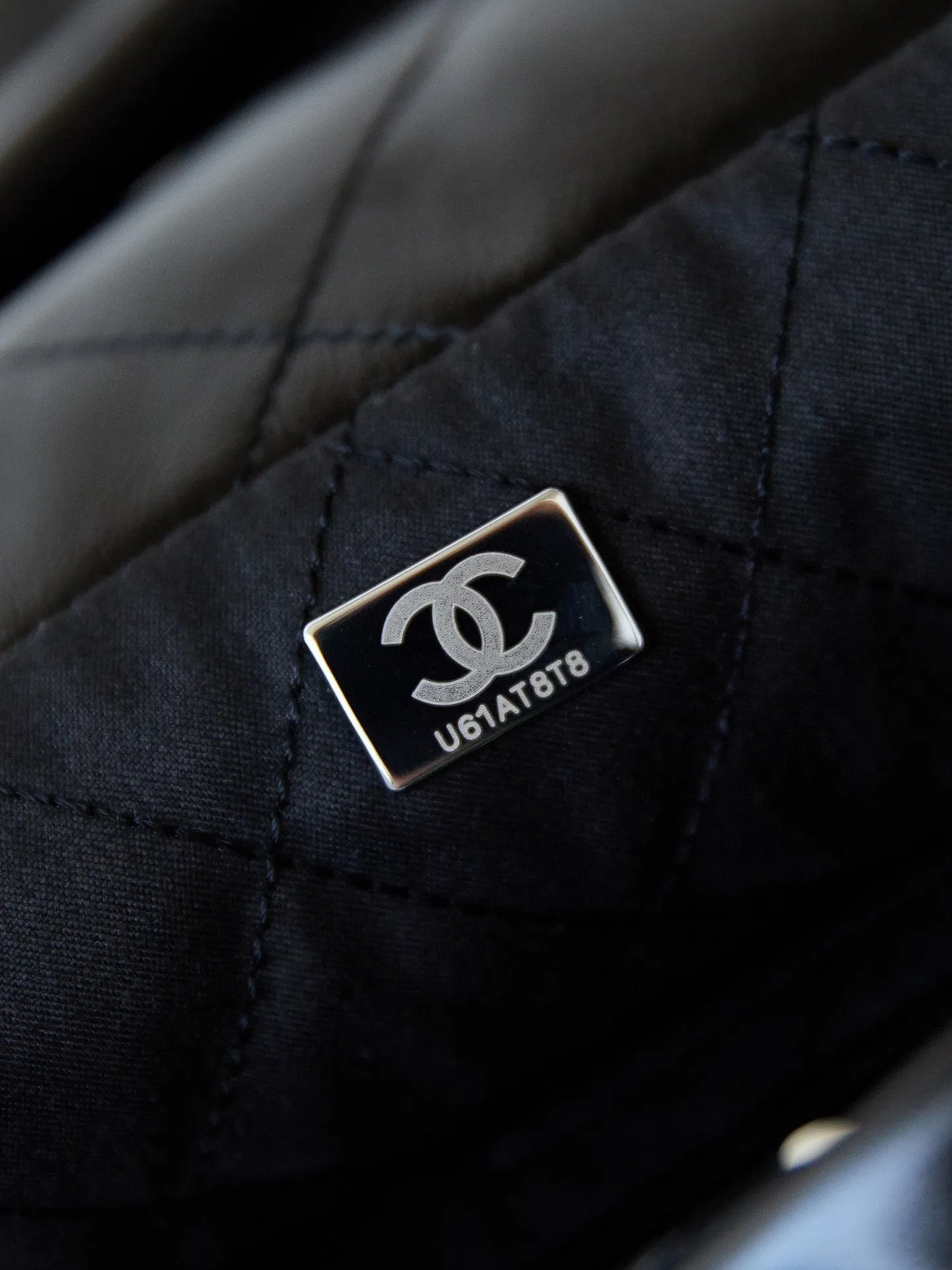 black black Optimized hardware CHANEL hobo 22 calfskin Slashed prices
