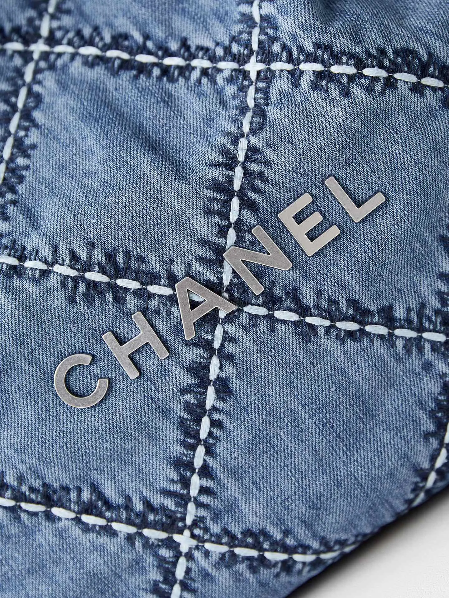 blue hobo hardware denim silver Professional-grade 22 stitched Beautiful CHANEL