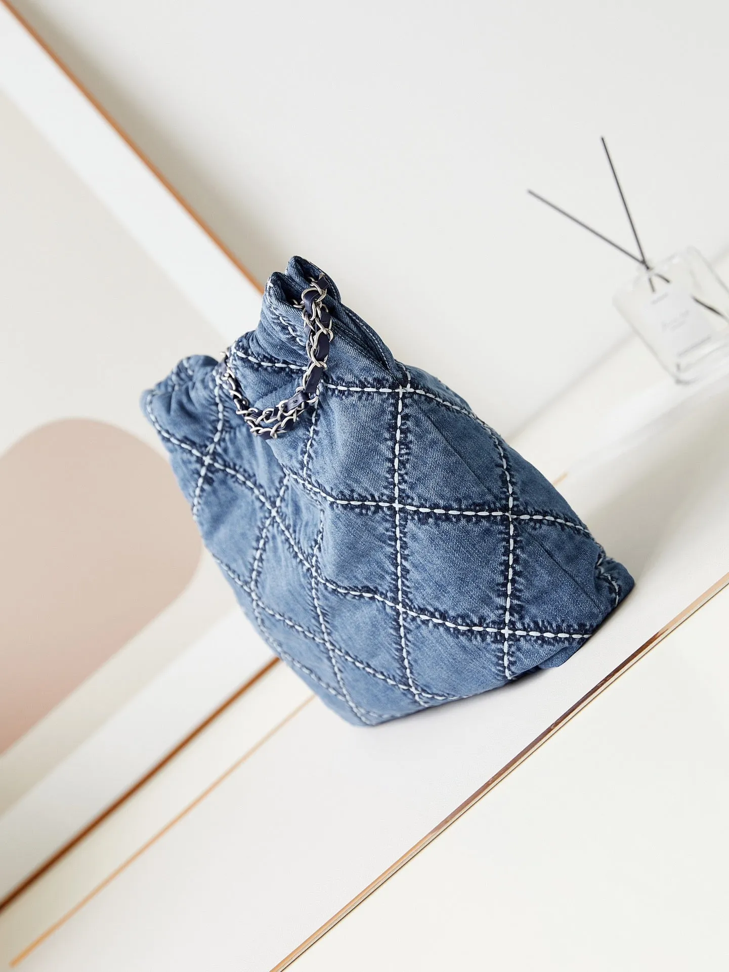 blue hobo hardware denim silver Professional-grade 22 stitched Beautiful CHANEL