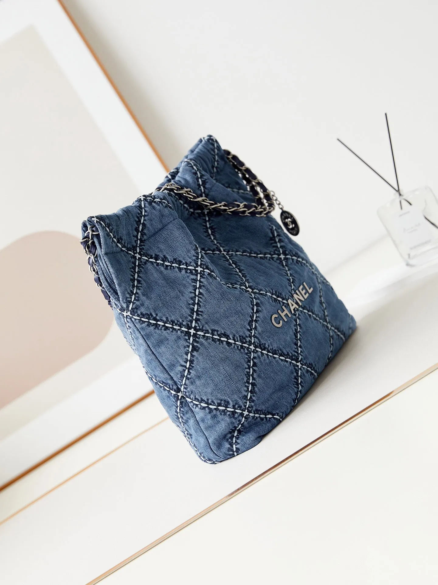 blue hobo hardware denim silver Professional-grade 22 stitched Beautiful CHANEL