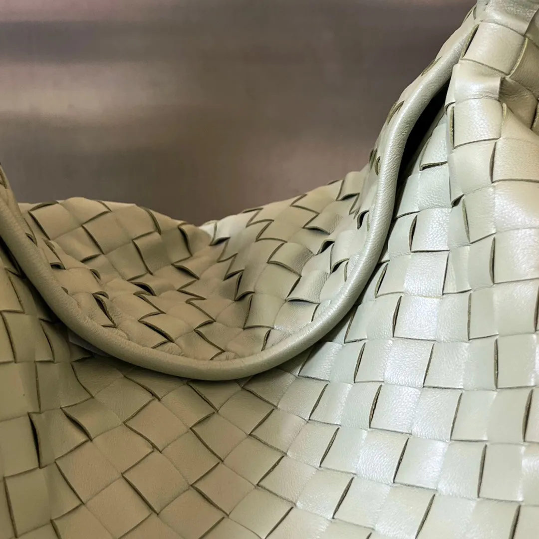 Bottega IN 54 GREY Easy to install LARGE LAMBSKIN 5-star rated HOP Veneta SARDINE