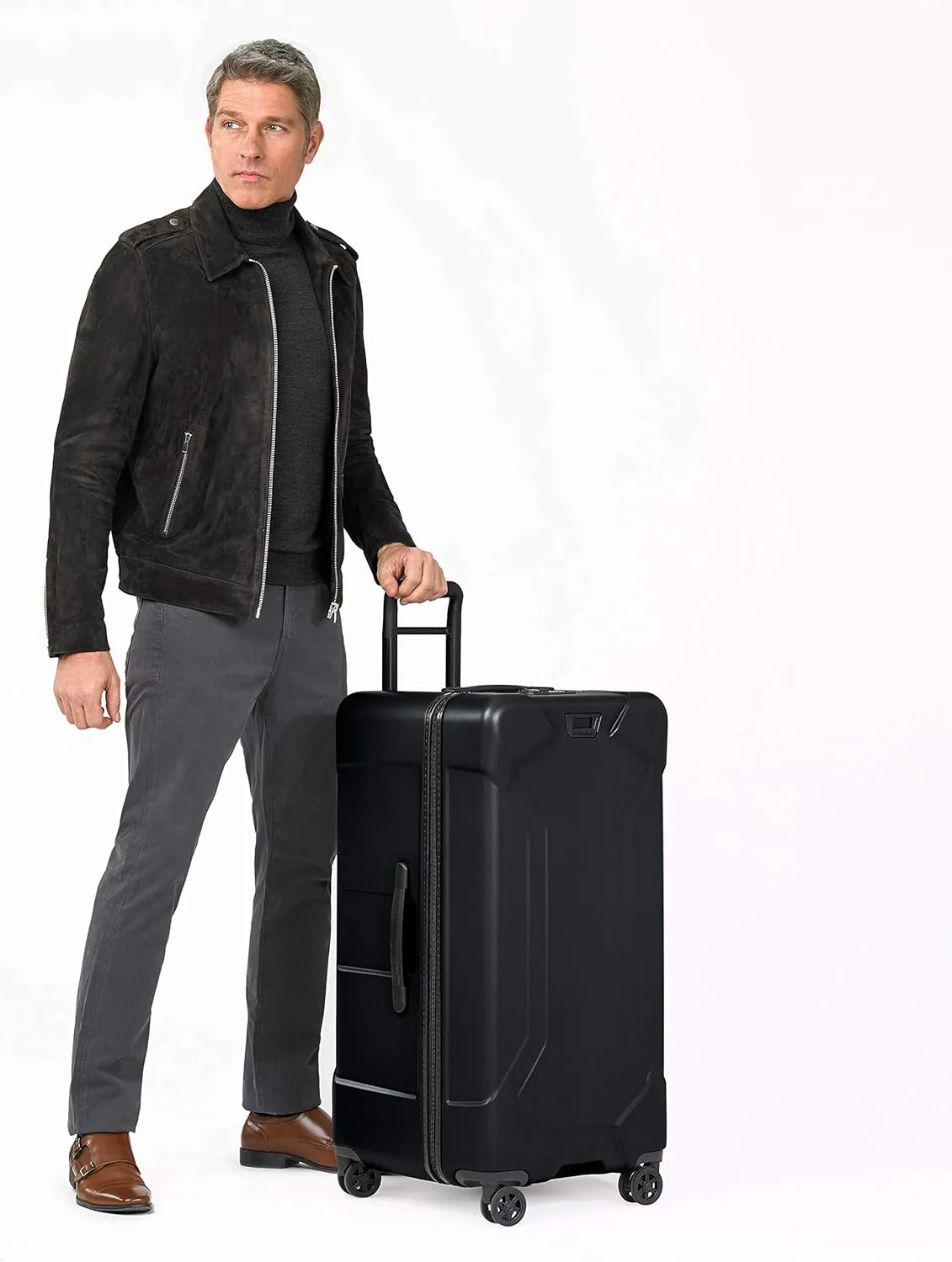 Briggs & Riley 32" Extra Large Trunk Spinner - Checked Luggage for Travel, Suitcases with Wheels, Hardside Rolling Bag for Men & Women, Self-Repairing Zipper - Torq Collection, Stealth Black
