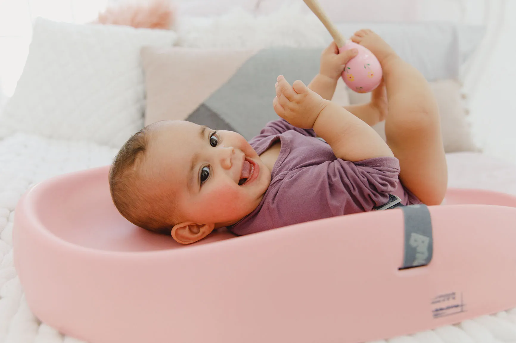 Bumbo Ergonomic Changing Pad - Safe & Comfortable