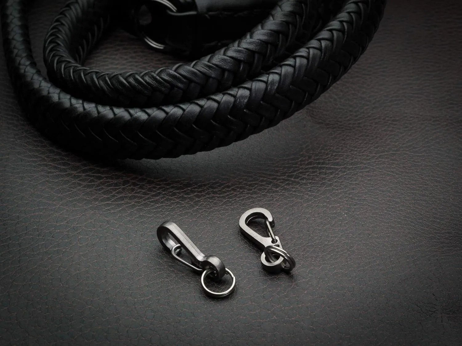 Camera Quick Release Set for Cameras w/Round Strap lugs Titanium Rings