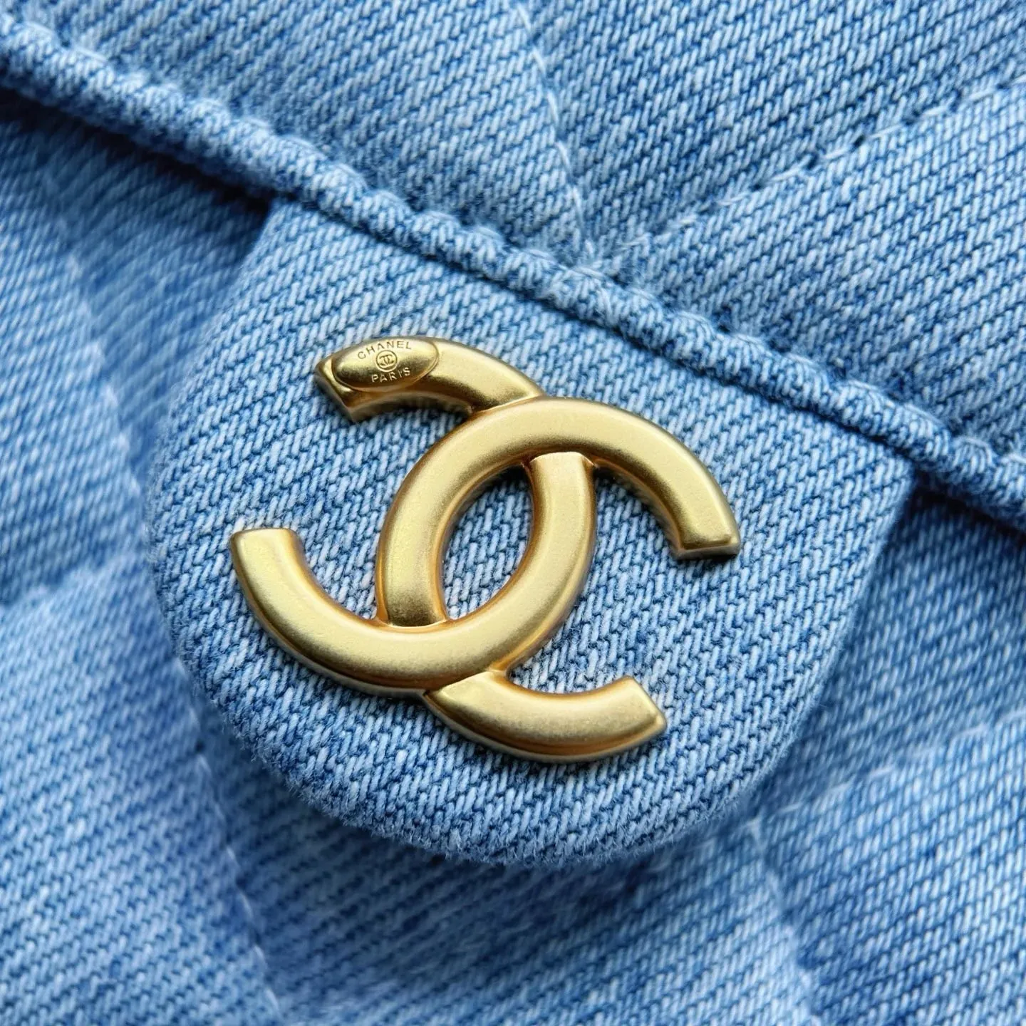 Chanel 25C Medium Hobo Travel Bag