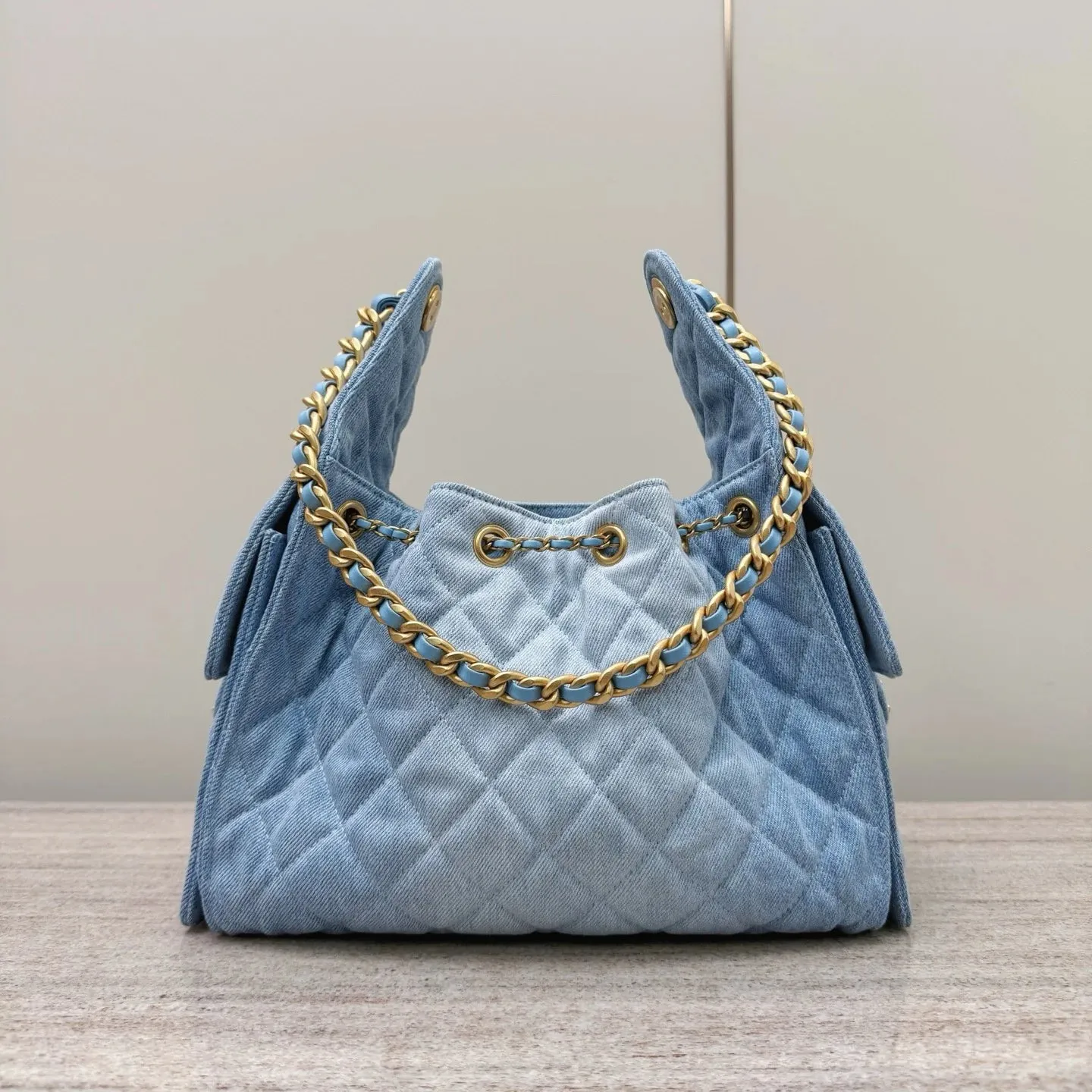 Chanel 25C Medium Hobo Travel Bag