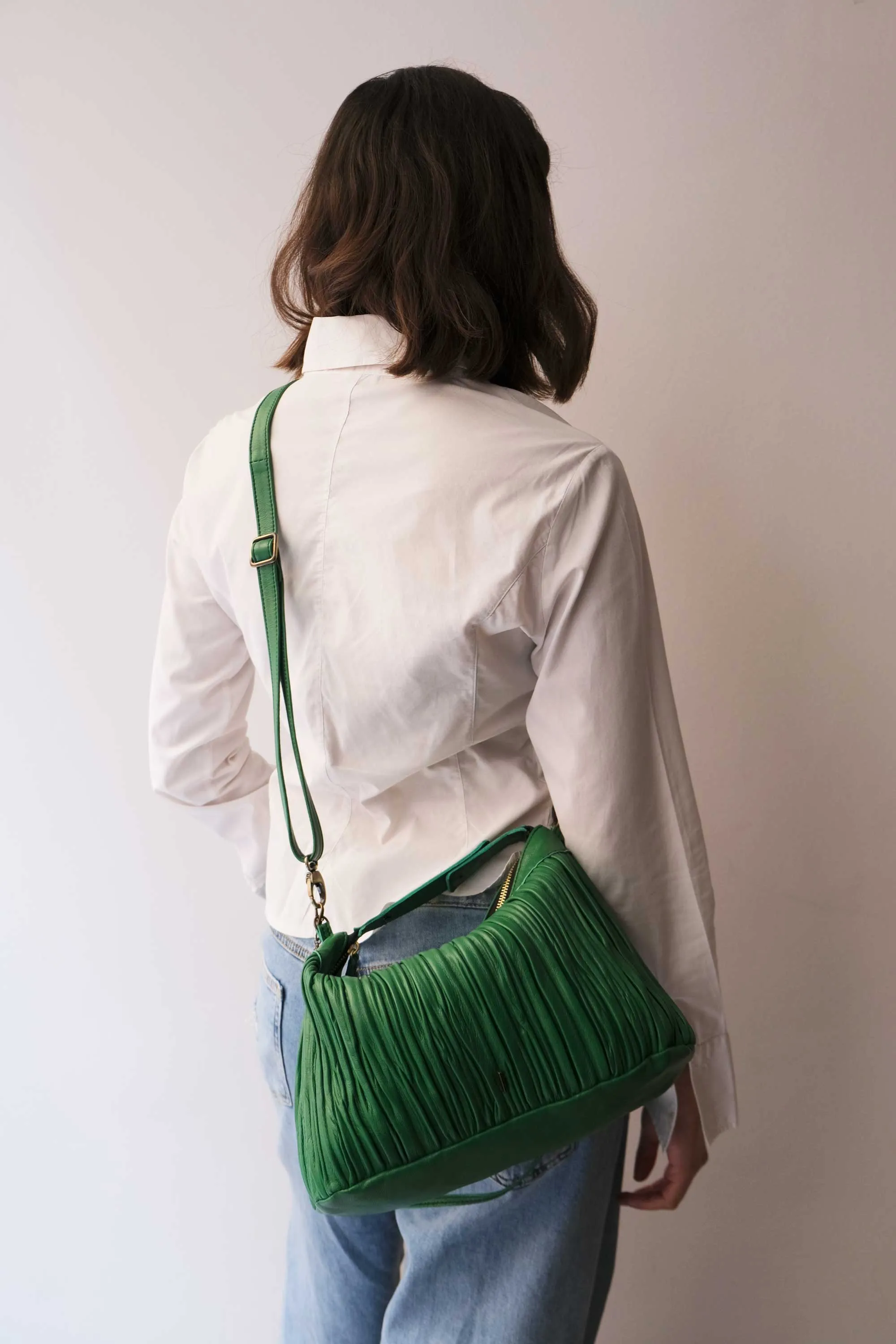 Chicca Media hobo bag in emerald pleated leather - Made in Italy -