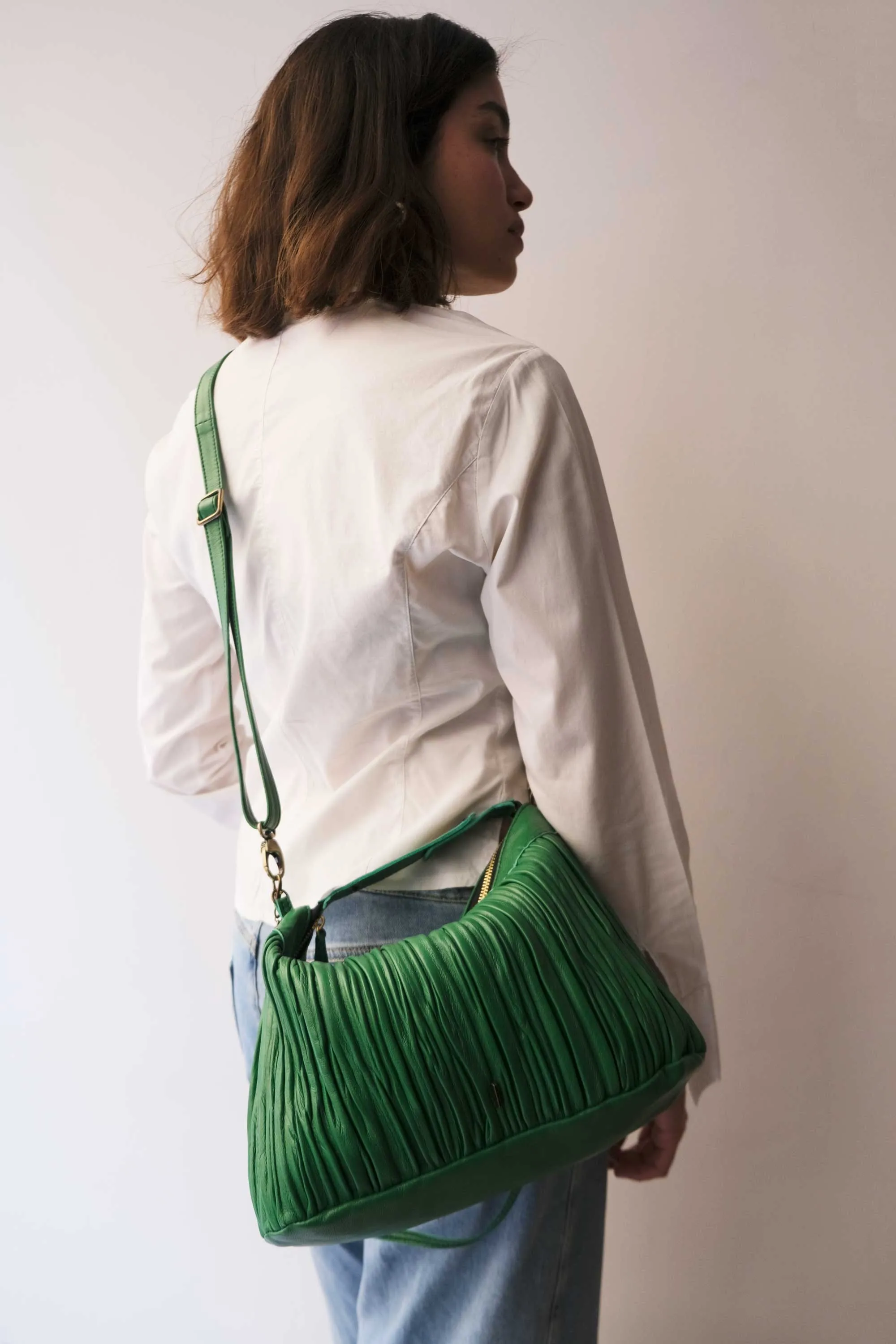 Chicca Media hobo bag in emerald pleated leather - Made in Italy -