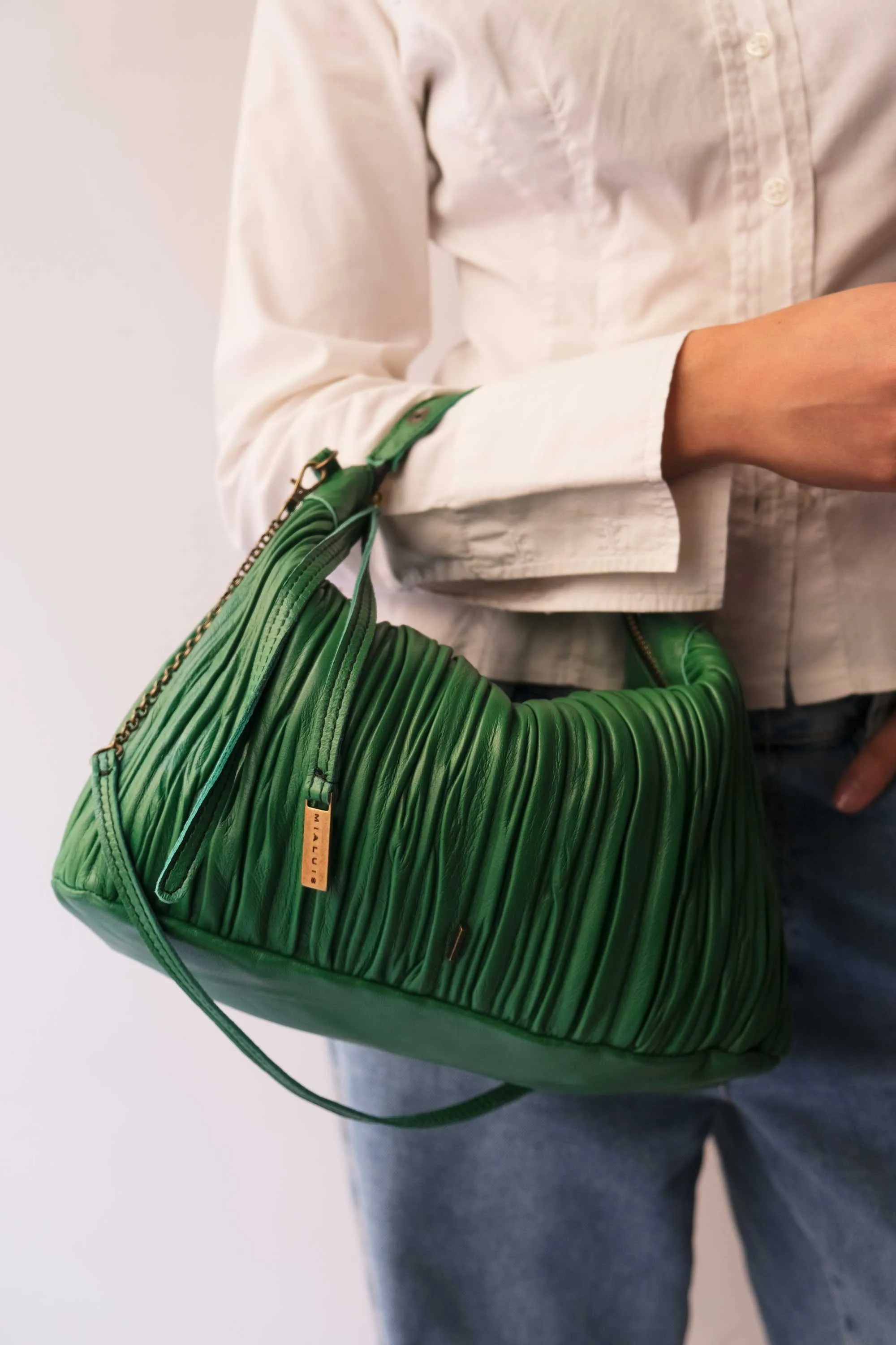 Chicca Media hobo bag in emerald pleated leather - Made in Italy -