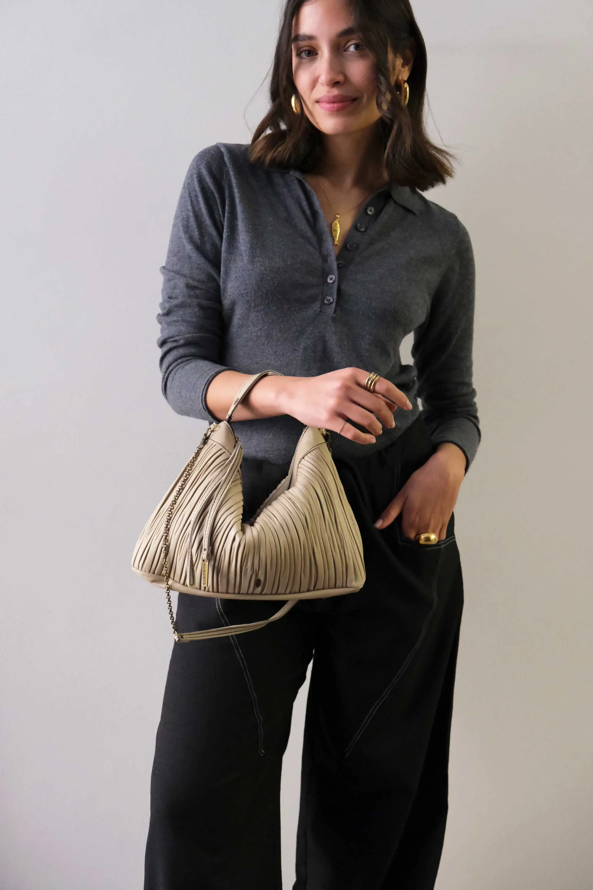 Chicca Media hobo bag in sand pleated leather - Made in Italy -