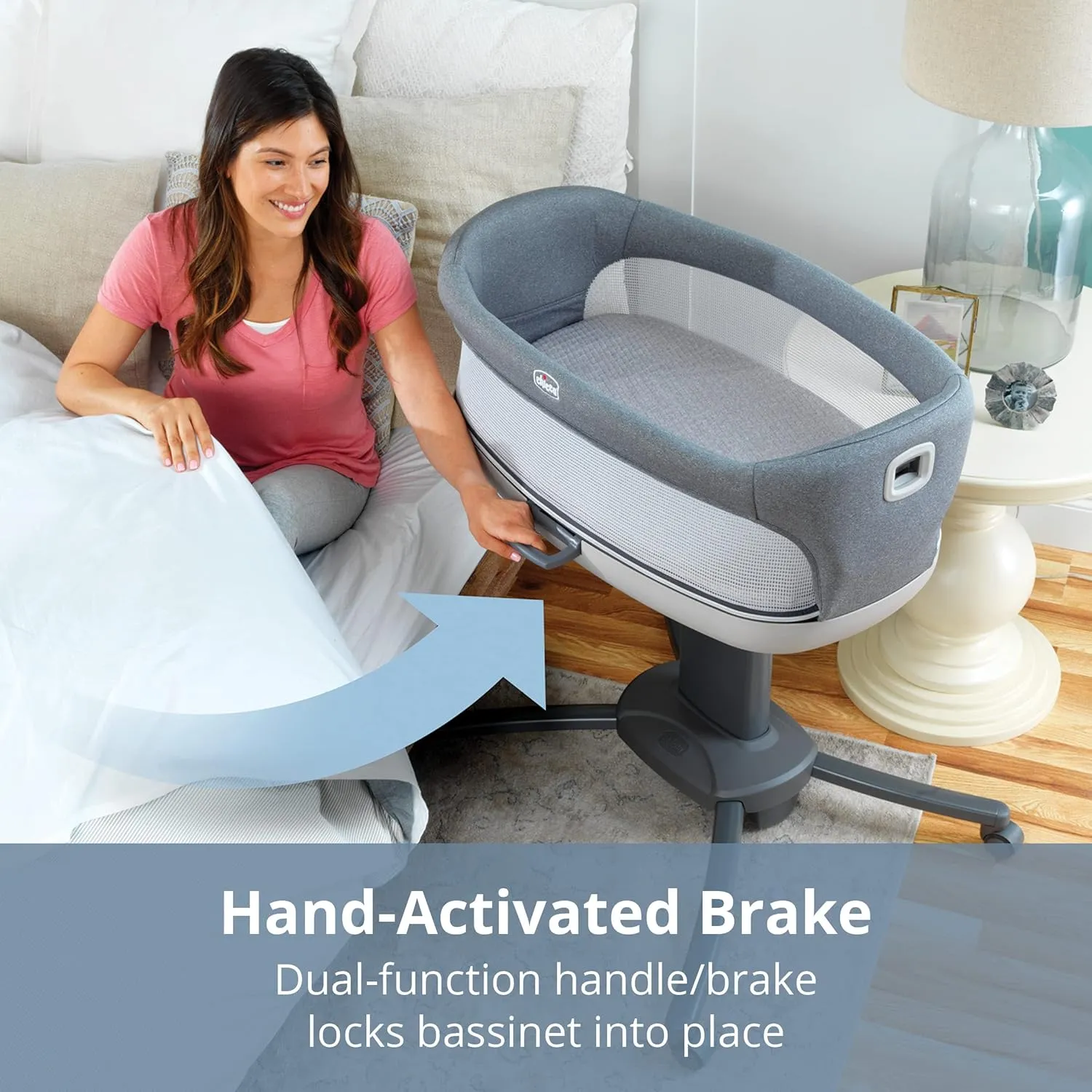 Chicco Close to You 3-in-1 Bedside Bassinet, Portable Newborn Bassinet with Wheels, Adjustable-Height Changing Table | Heather Grey/Grey