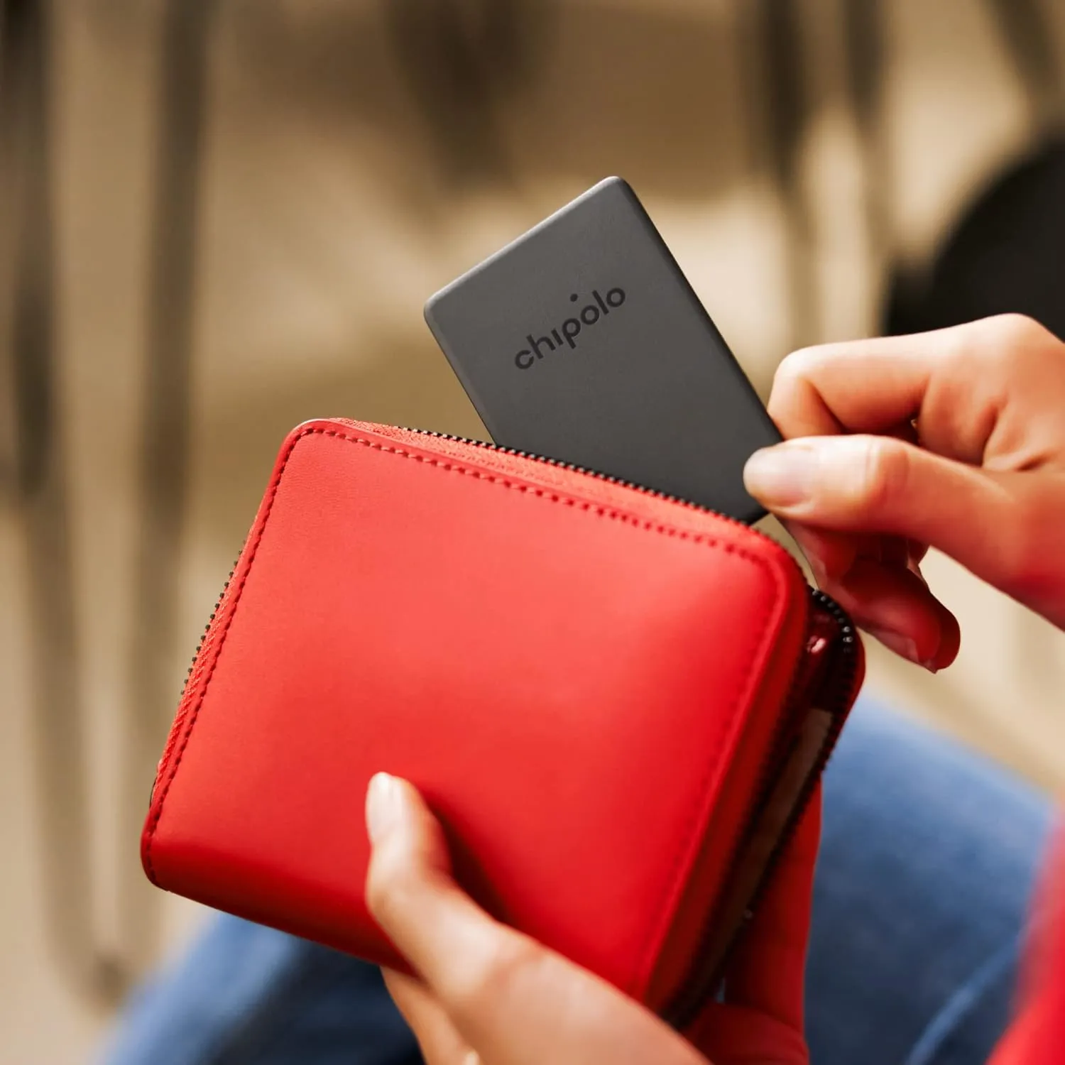 Chipolo Card Spot - Wallet Tracker, Bluetooth Finder for Wallet, Passports - Works with The Apple Find My app (iOS ONLY)