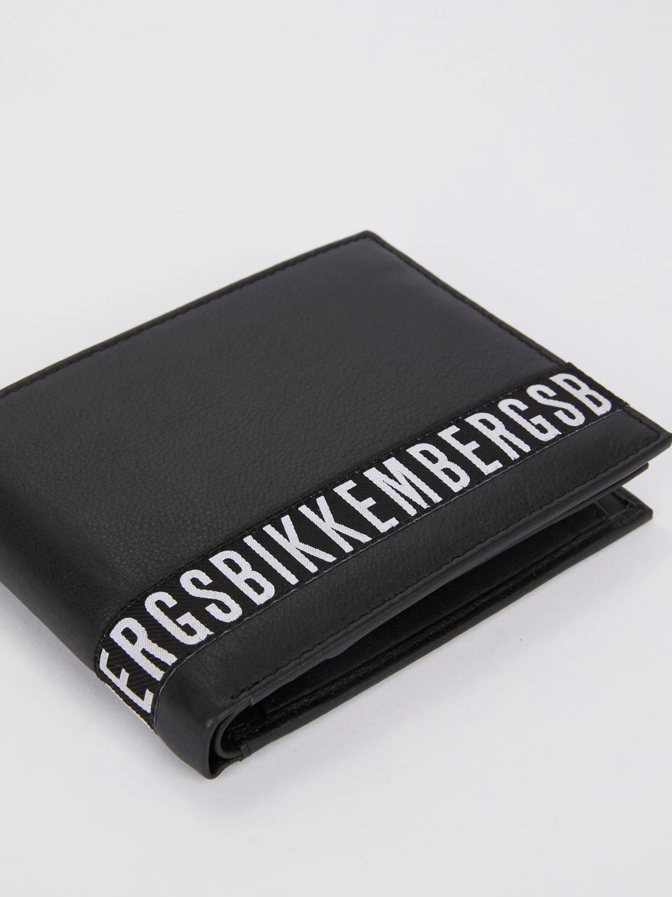 Crinkle Black Logo Leather Wallet (Billfold 7 C/C with Coin Pocket )