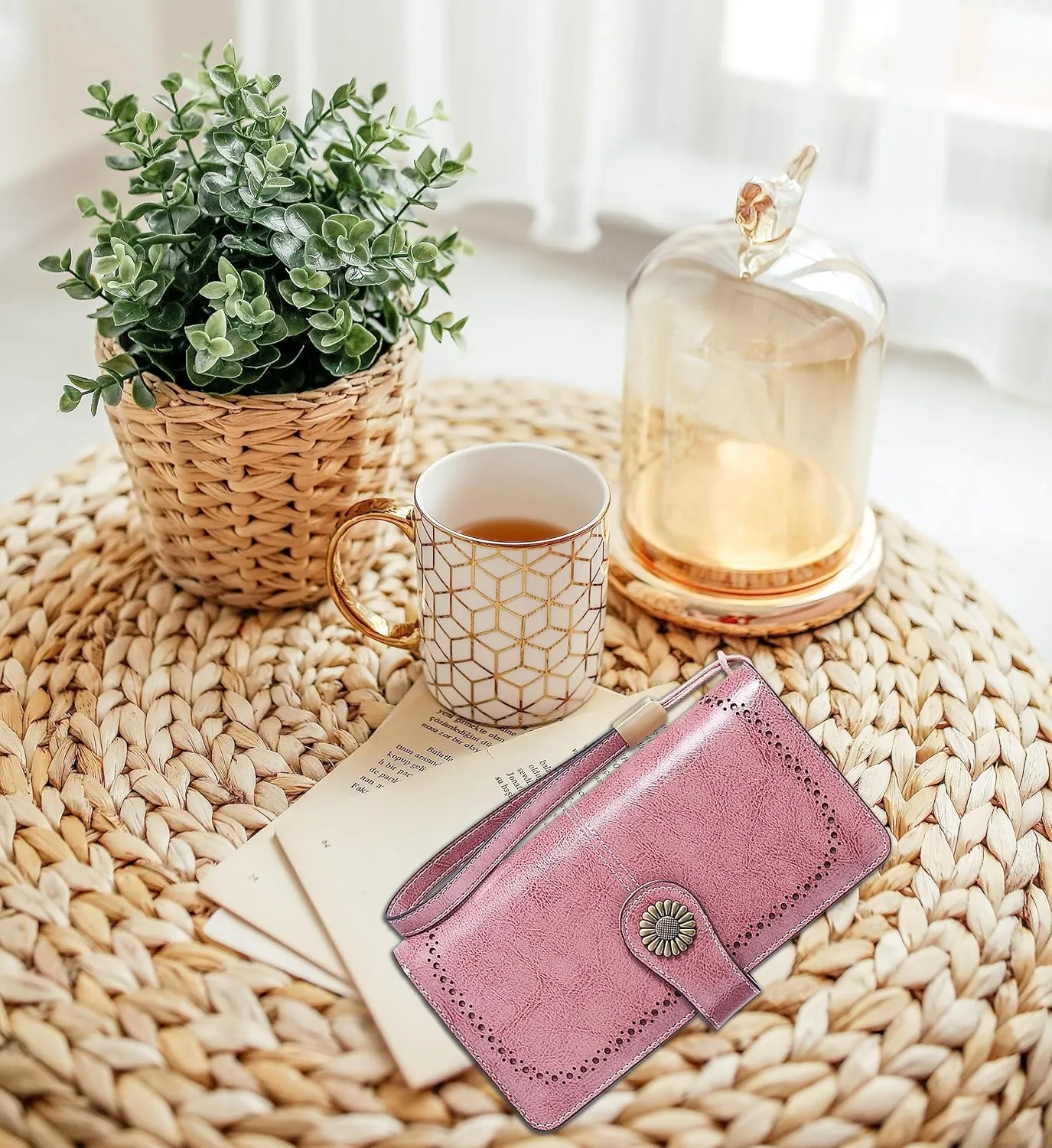 Custom Wristlet Wallet,Personalized Engraved Name Wallets with RFID Blocking Large Capacity Clutch Purse Credit Card Holder with Zipper Pocket for Women (Light pink)