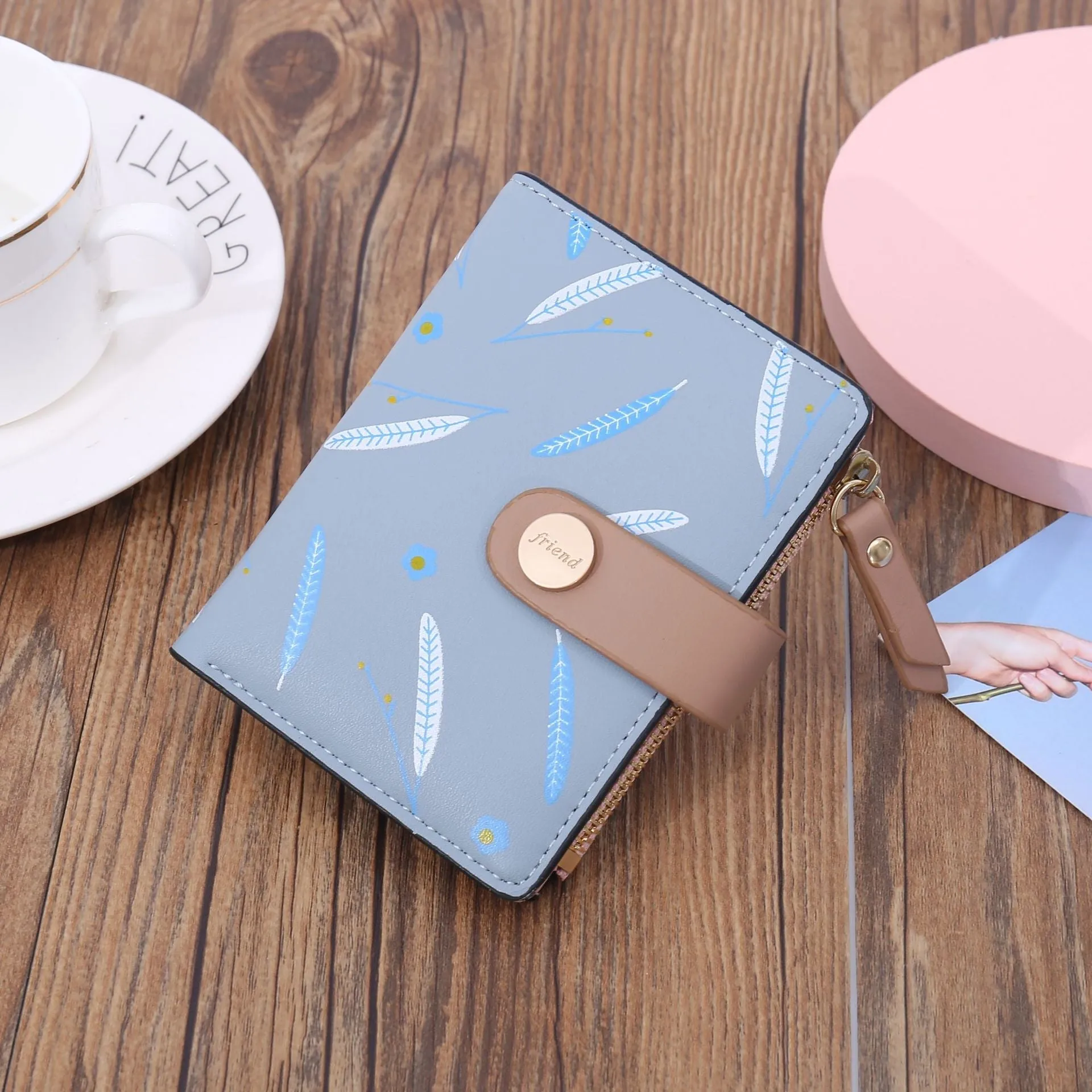 Cyflymder Short Leaf Print Women's Wallet Soft PU Leather Credit Card Holder Buckle Two-fold Ladies Zipper Coin Purse Cute Money Wallets