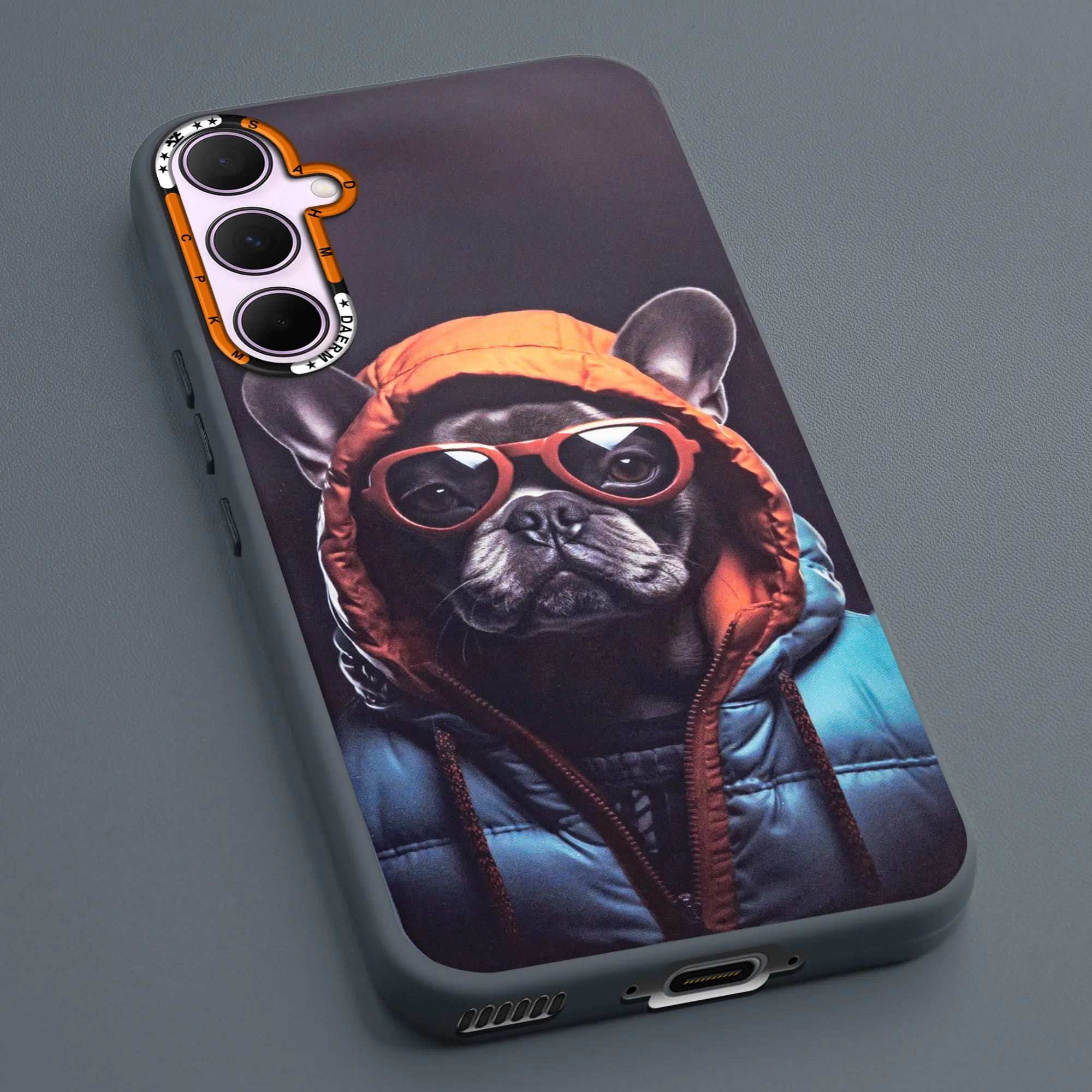Dark Aesthetic Wild Animal Printed Back Cases For Samsung S24 FE 5G