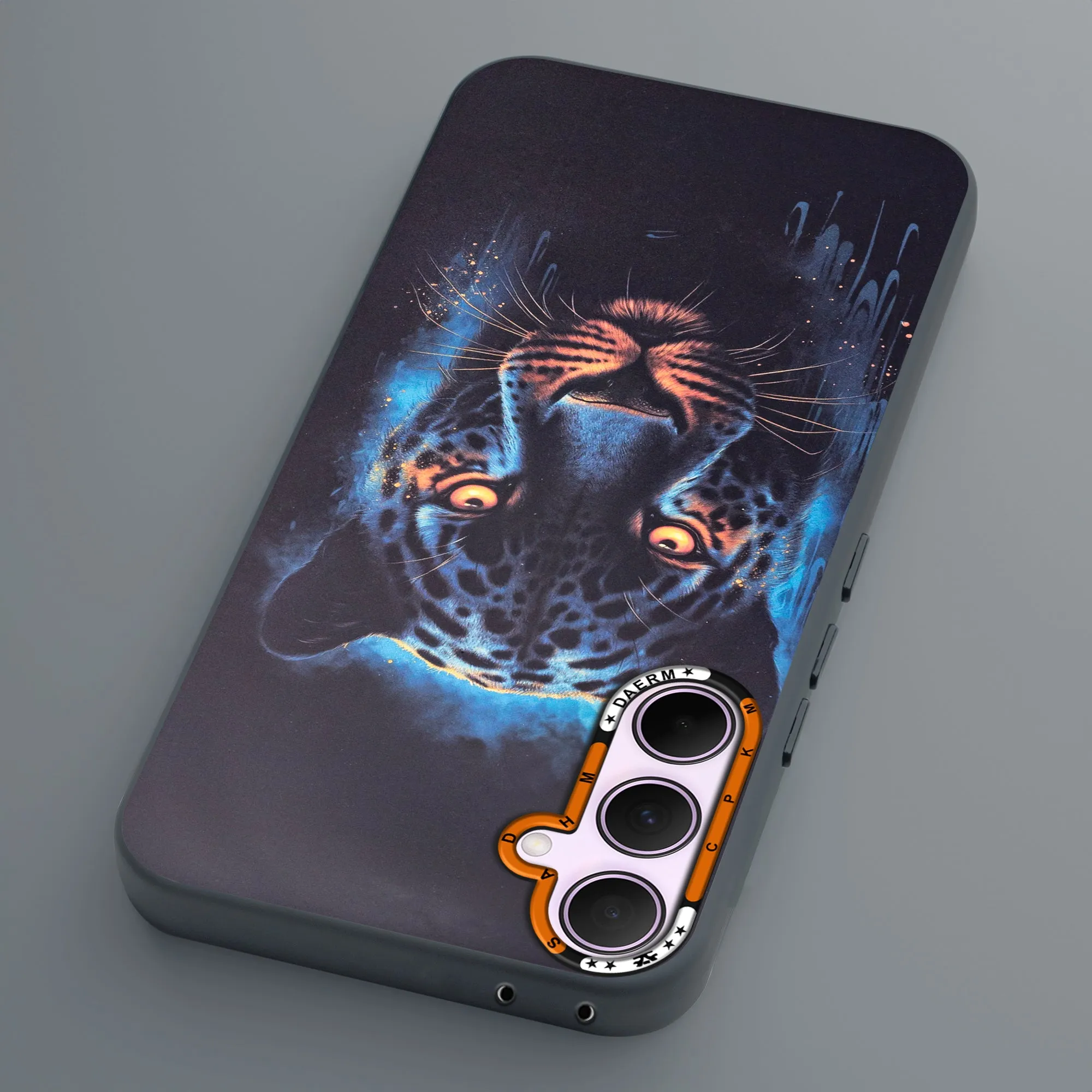 Dark Aesthetic Wild Animal Printed Back Cases For Samsung S24 FE 5G