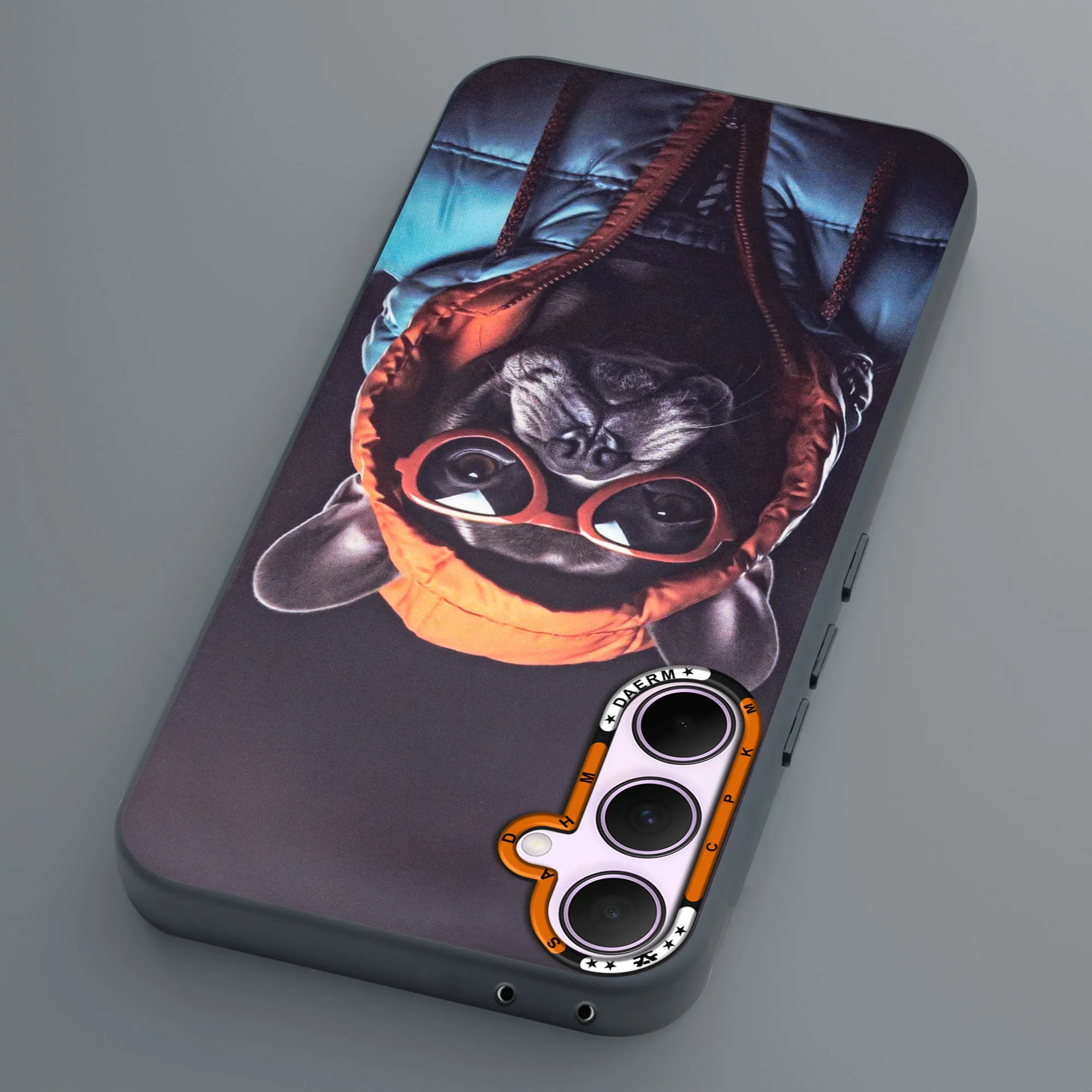Dark Aesthetic Wild Animal Printed Back Cases For Samsung S24 FE 5G