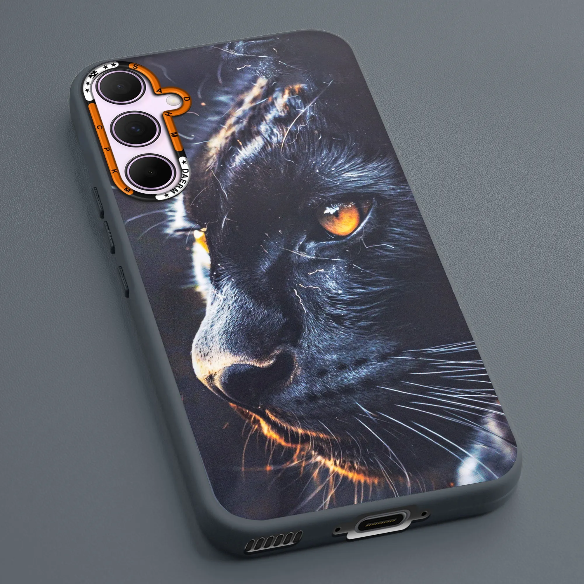 Dark Aesthetic Wild Animal Printed Back Cases For Samsung S24 FE 5G