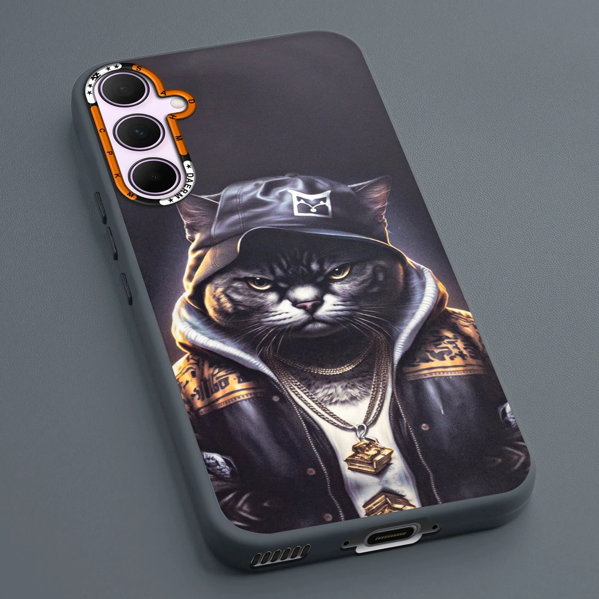 Dark Aesthetic Wild Animal Printed Back Cases For Samsung S24 FE 5G
