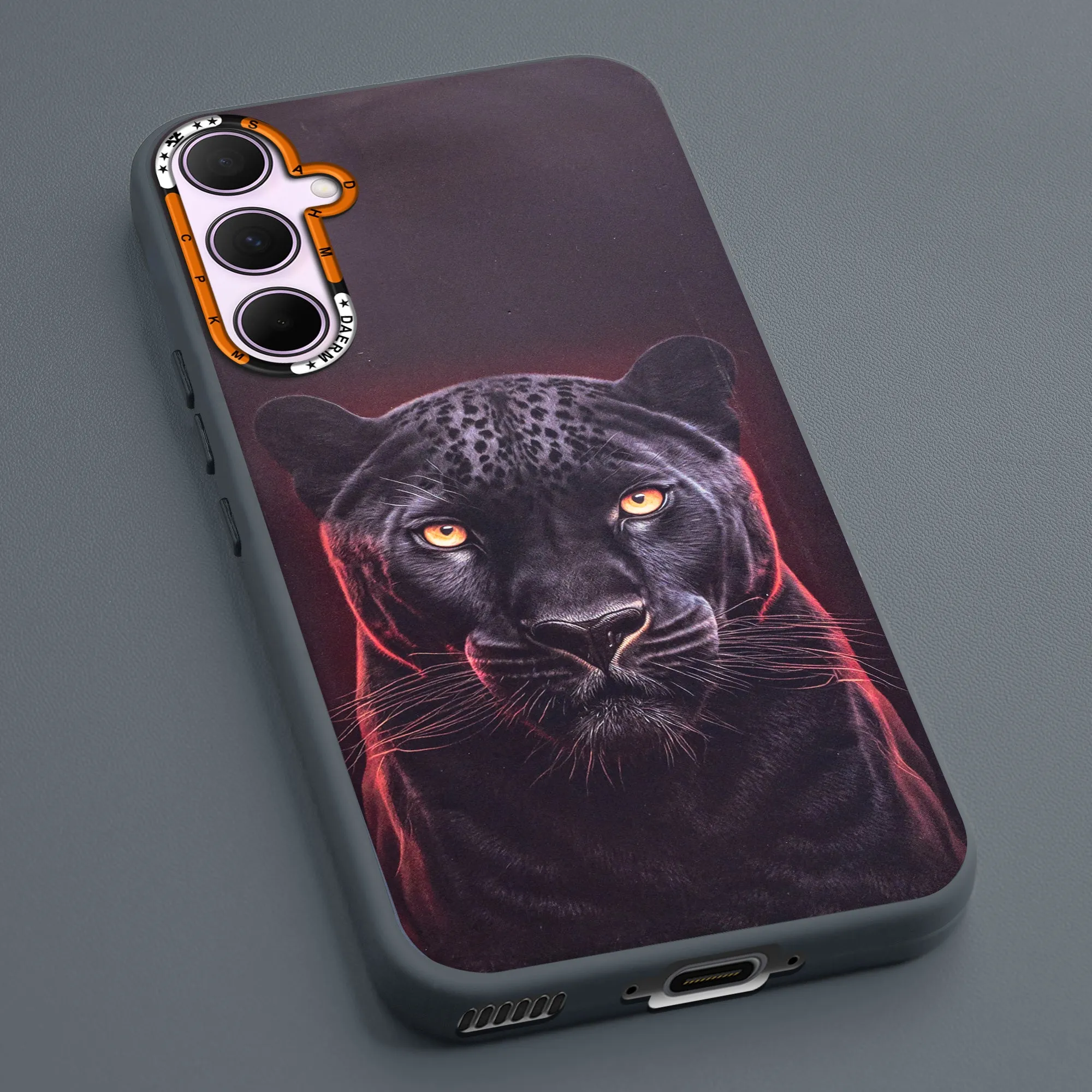 Dark Aesthetic Wild Animal Printed Back Cases For Samsung S24 FE 5G