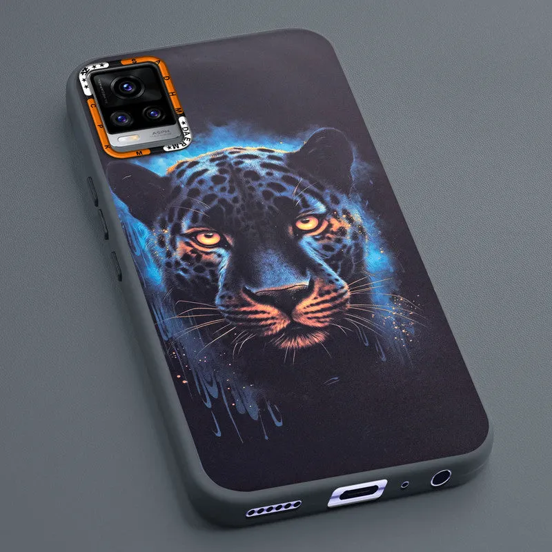 Dark Elegant Wild Creatures Printed Back Cases For Vivo V20