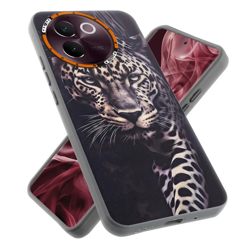 Dark Elegant Wild Creatures Printed Back Cases For Vivo V30e 5G