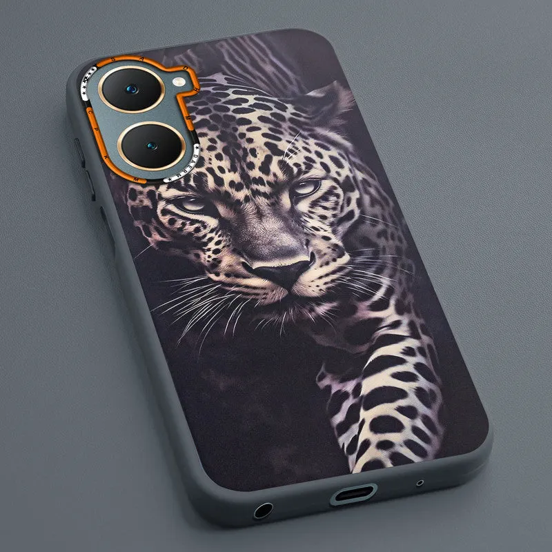 Dark Elegant Wild Creatures Printed Back Cases For Vivo Y18e