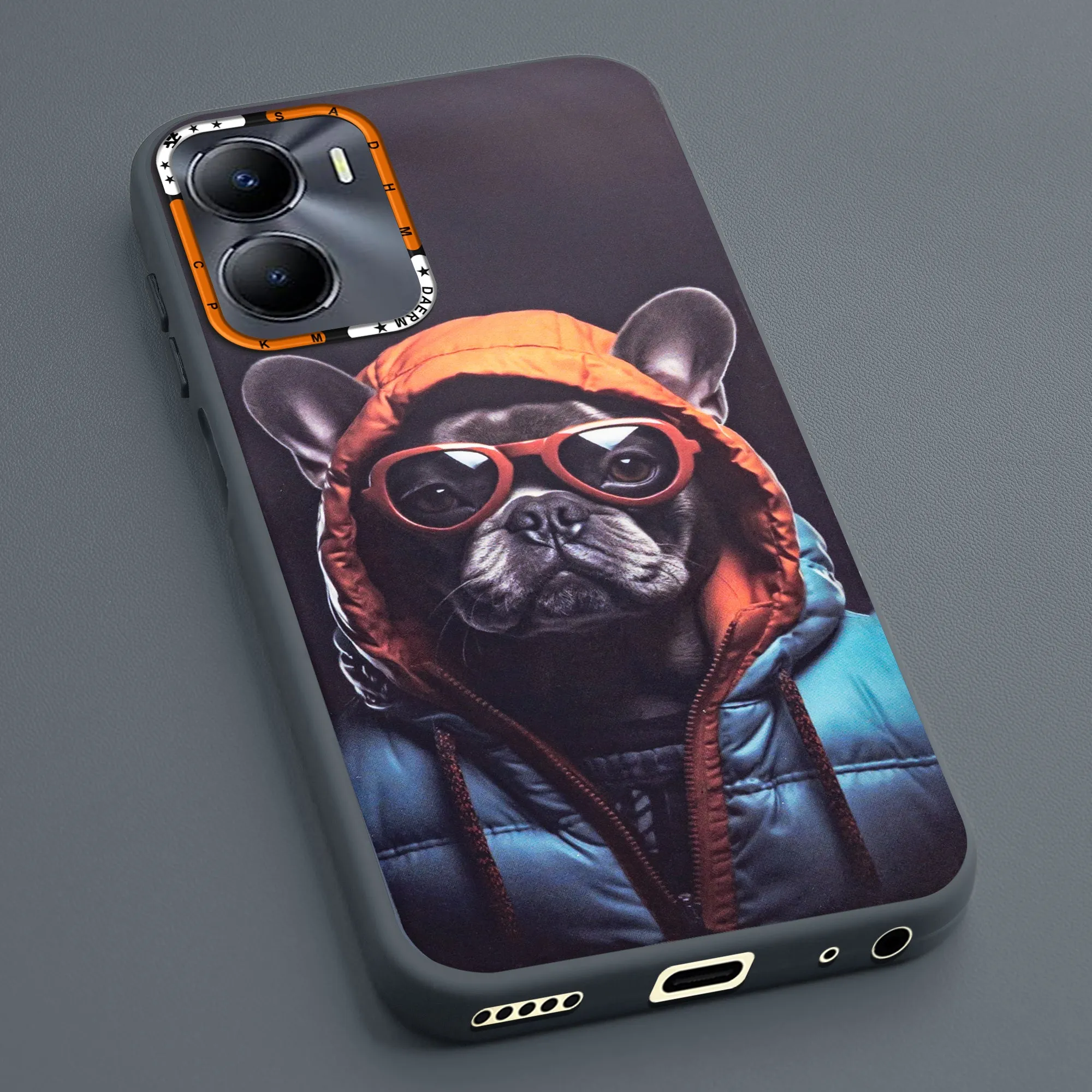 Dark Elegant Wild Creatures Printed Back Cases For Vivo Y56 5G