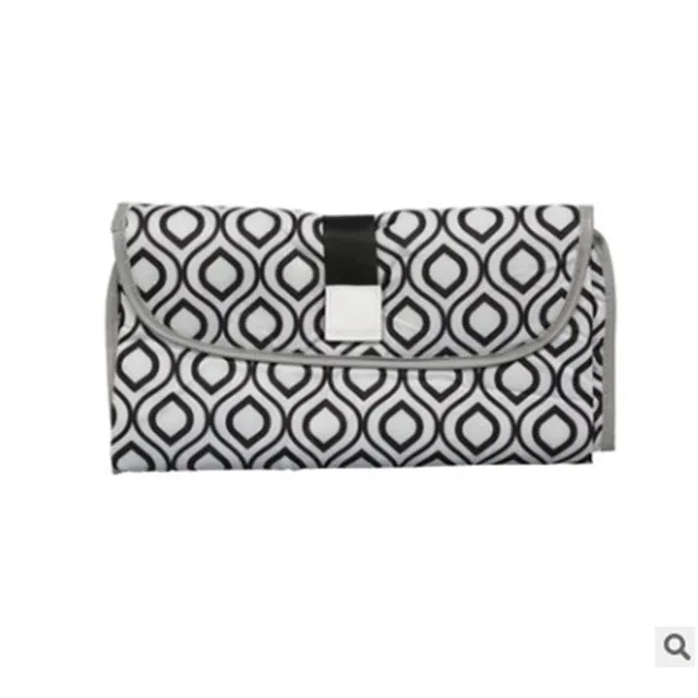 DIAPER CHANGING MAT