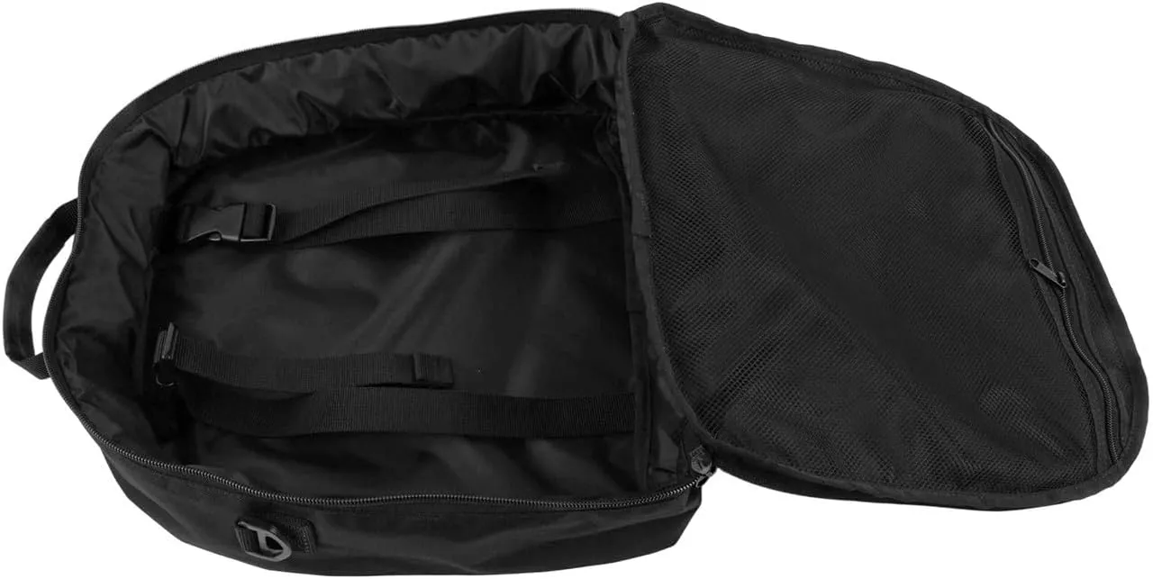 Diving bag with double lockable zipper and internal safety straps to safely carry your diving gear