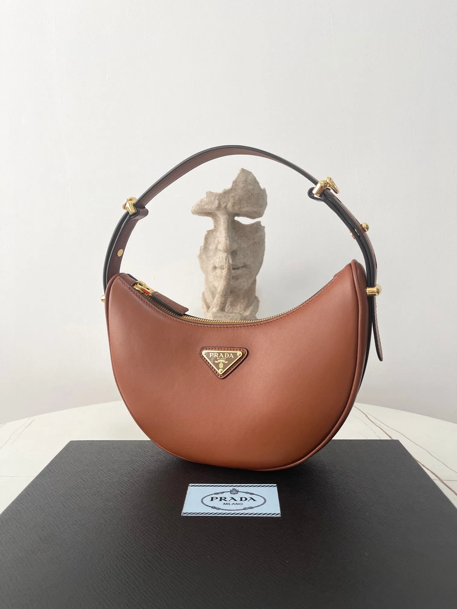 Fast dispatch PRADA ARQUÉ COGNAC LEATHER BROWN Buy-more-save-more IN 22 BAG SHOULDER