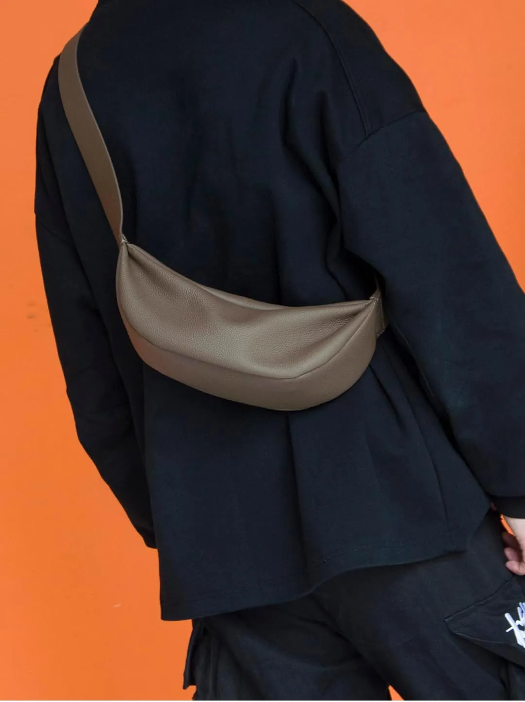 Genuine Leather Sling Bags Crossbody Women, Minimalist Style Casual Chest Bags with Wide Strap