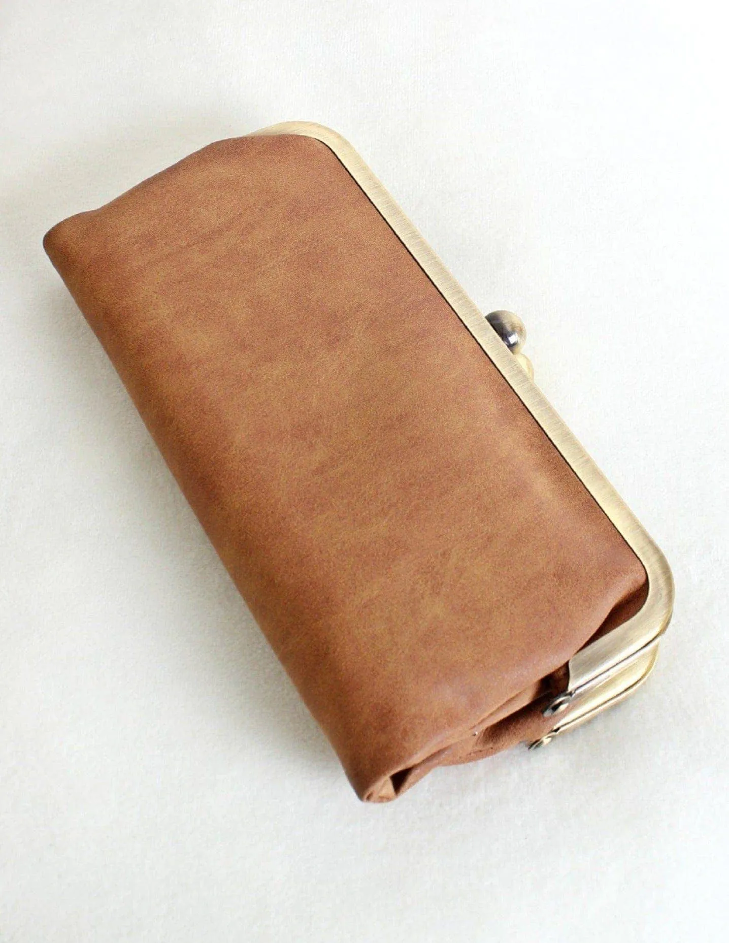 Karen Hobo Wallet | Tan