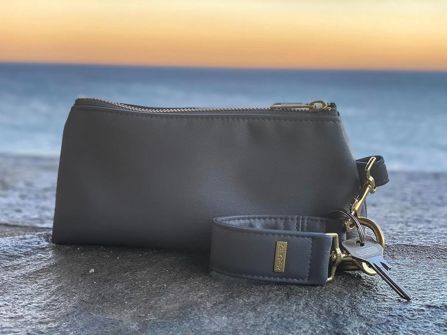 KEYPER® Bag - Mini Women’s Clutch Purse Travel Purse Wrist Pouch Faux Leather Mini Purse Small Wristlet Wallets for Women