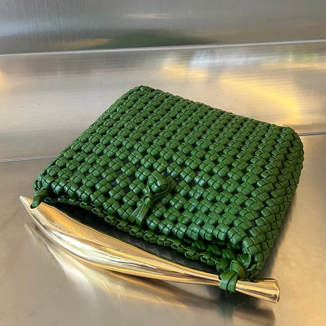 LAMBSKIN 29 Seamless support IN GREEN BAG Bottega Fairly priced SARDINE Veneta