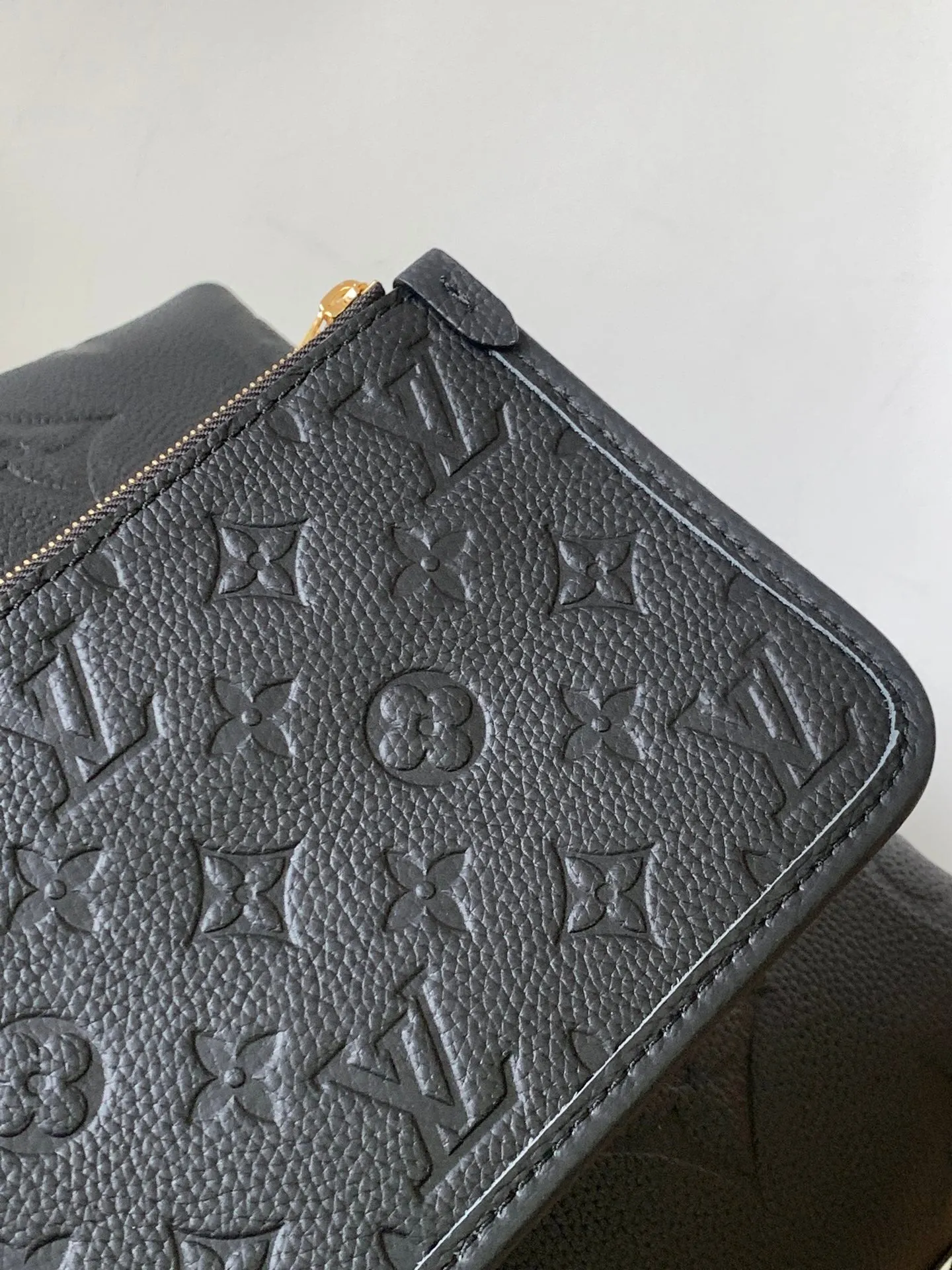 Louis BLACK PM Vuitton CARRYALL 29 GRAINED COWHIDE MONOGRAM Trusted LEATHER Premium selection