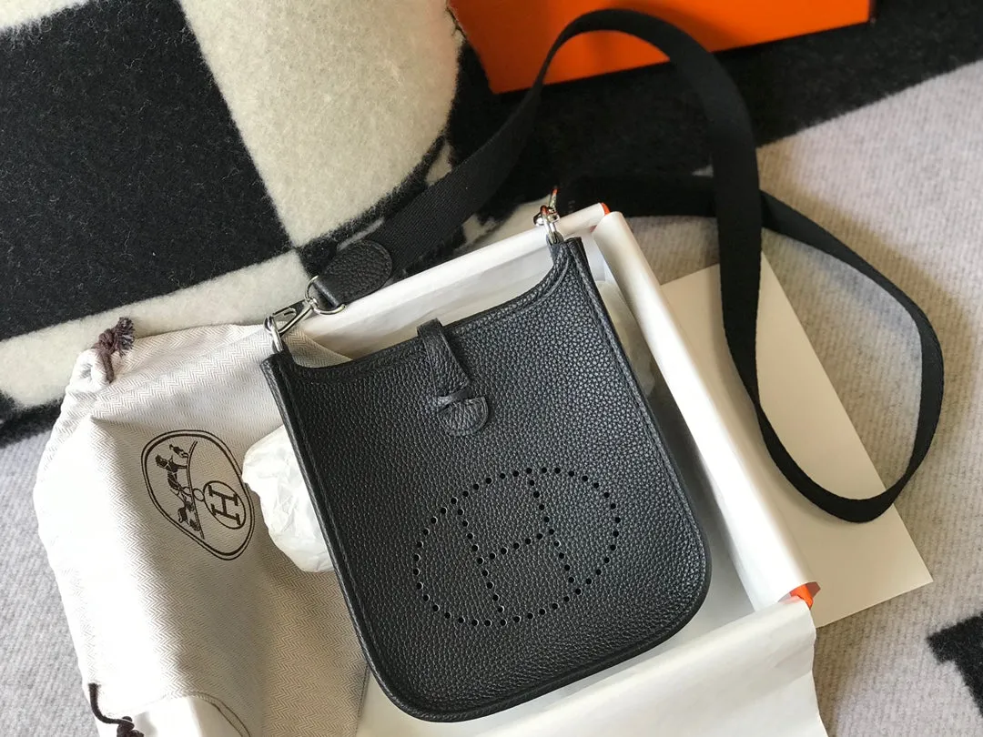 Mini Evelyne 18cm Black Togo Silver Hardware