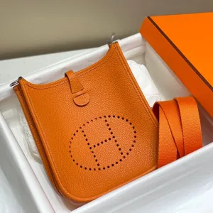 Mini Evelyne 18cm Hot Orange Togo Shw