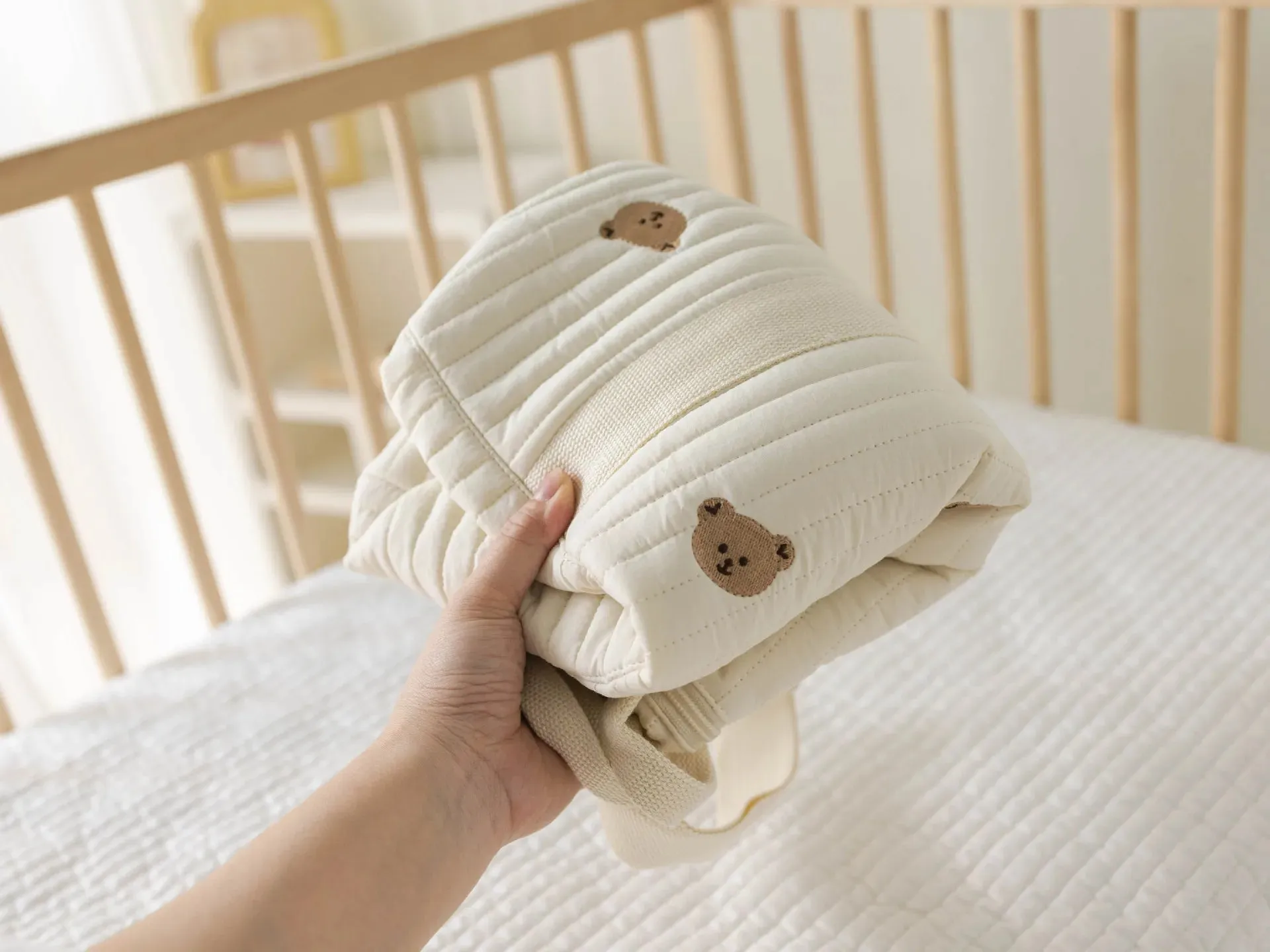 Mommy Bag: Diaper Bag & Travel Tote