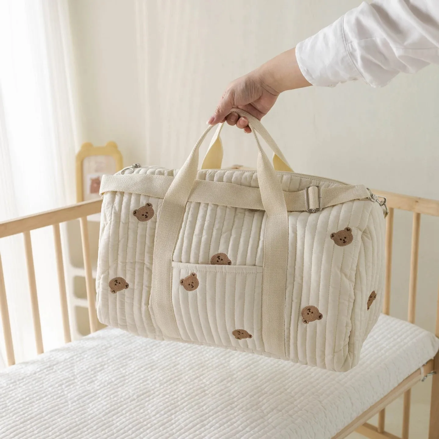 Mommy Bag: Diaper Bag & Travel Tote