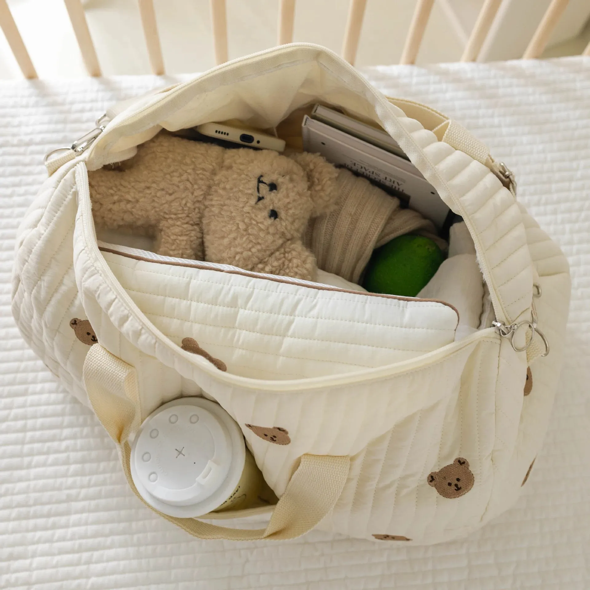 Mommy Bag: Diaper Bag & Travel Tote