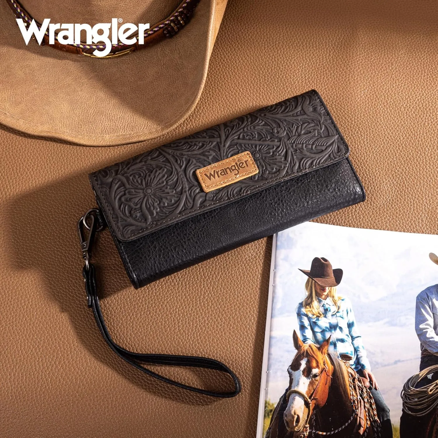 Montana West X Wrangler Western Wallets for Women Trifold Wristlet Wallets Large Capacity Women Clutch Wallet with Coin Purse